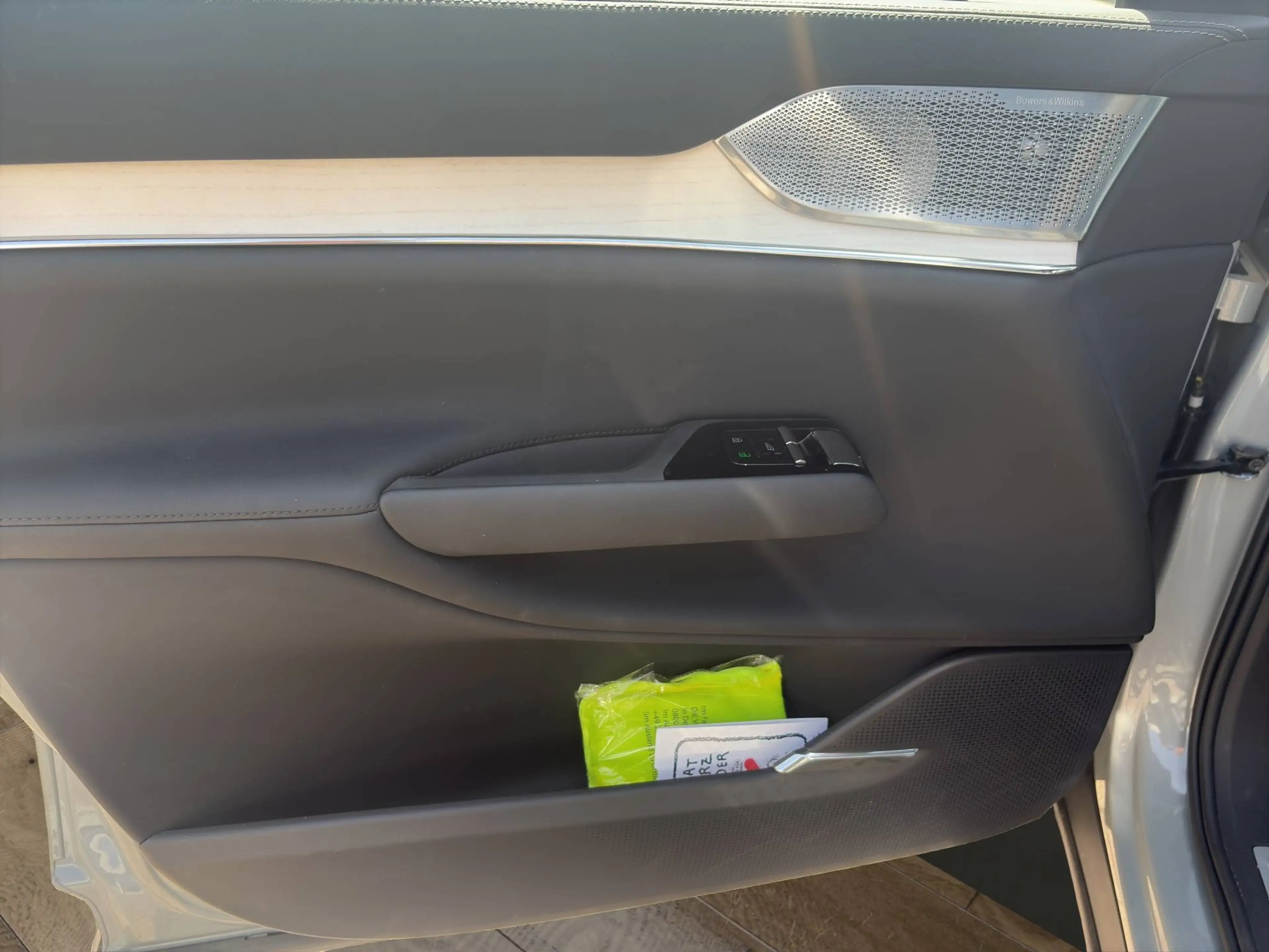 Volvo EX90 Ultra Twin Motor AWD 7-Sitzer — photo 15