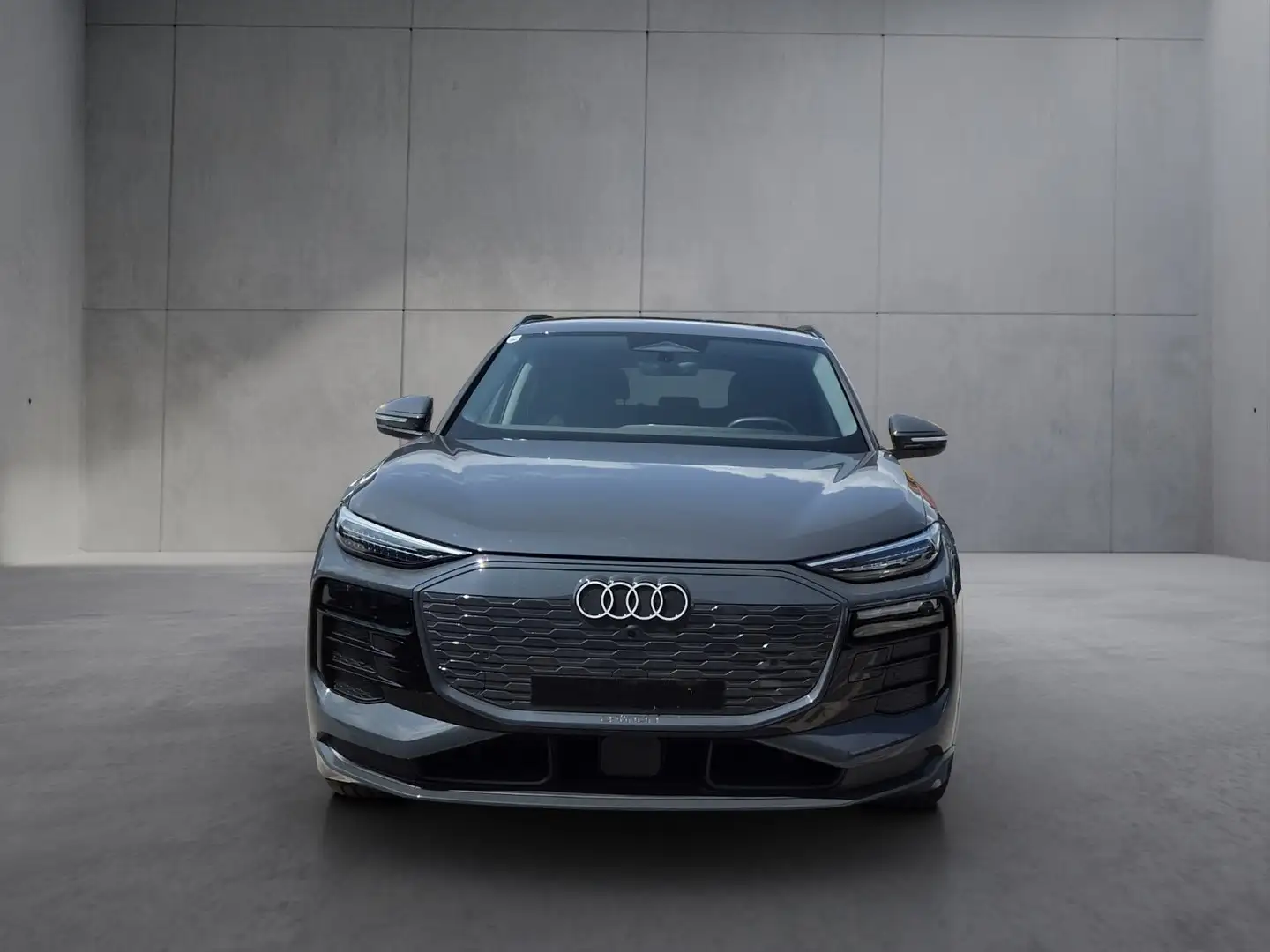 Audi Q6 e-tron e-tron quattro Grau - 2