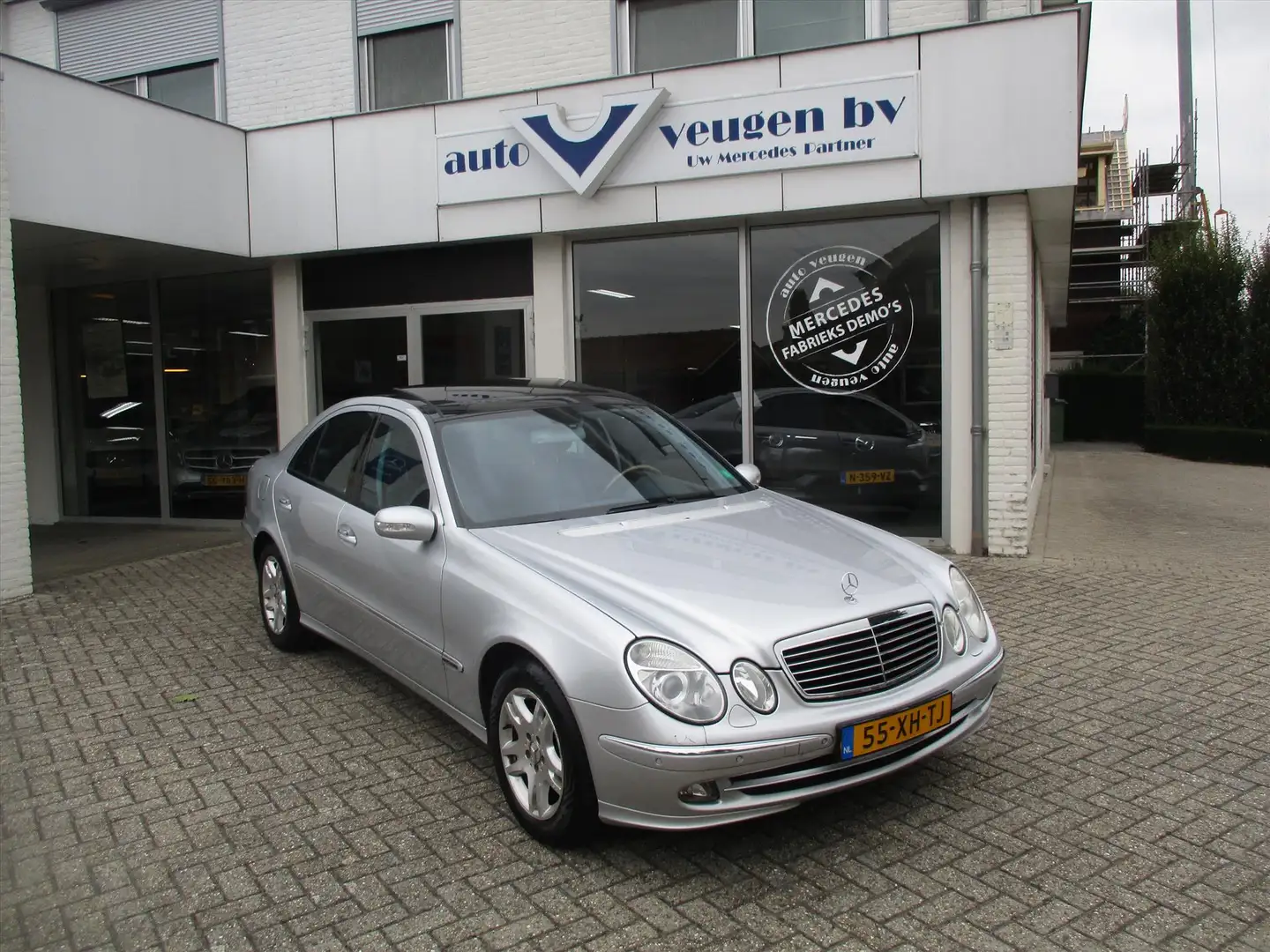 Mercedes-Benz E 320 3.0 CDI E320 SEDAN AUT Avantgarde / 1E EIG Grijs - 1