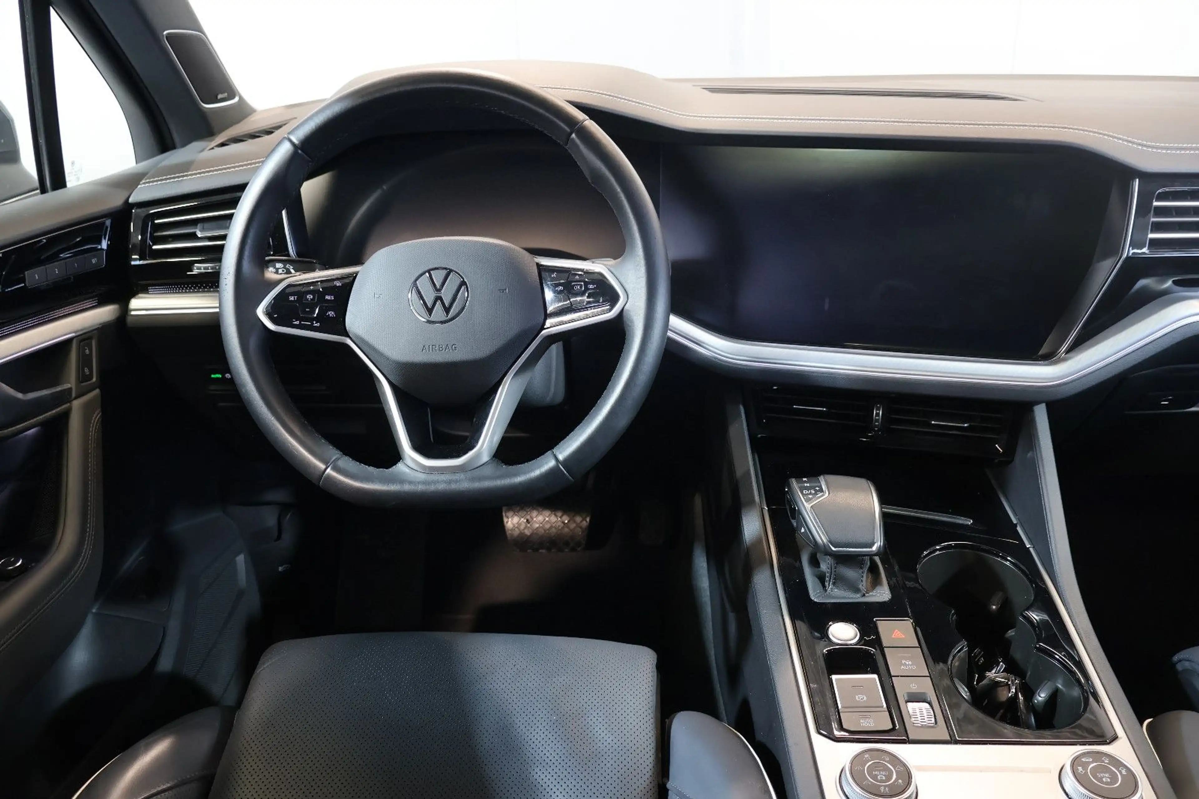 Volkswagen Touareg Eleg. 3.0 TDI 4M LUFT+HUD+360°+PANO+AHK — photo 8