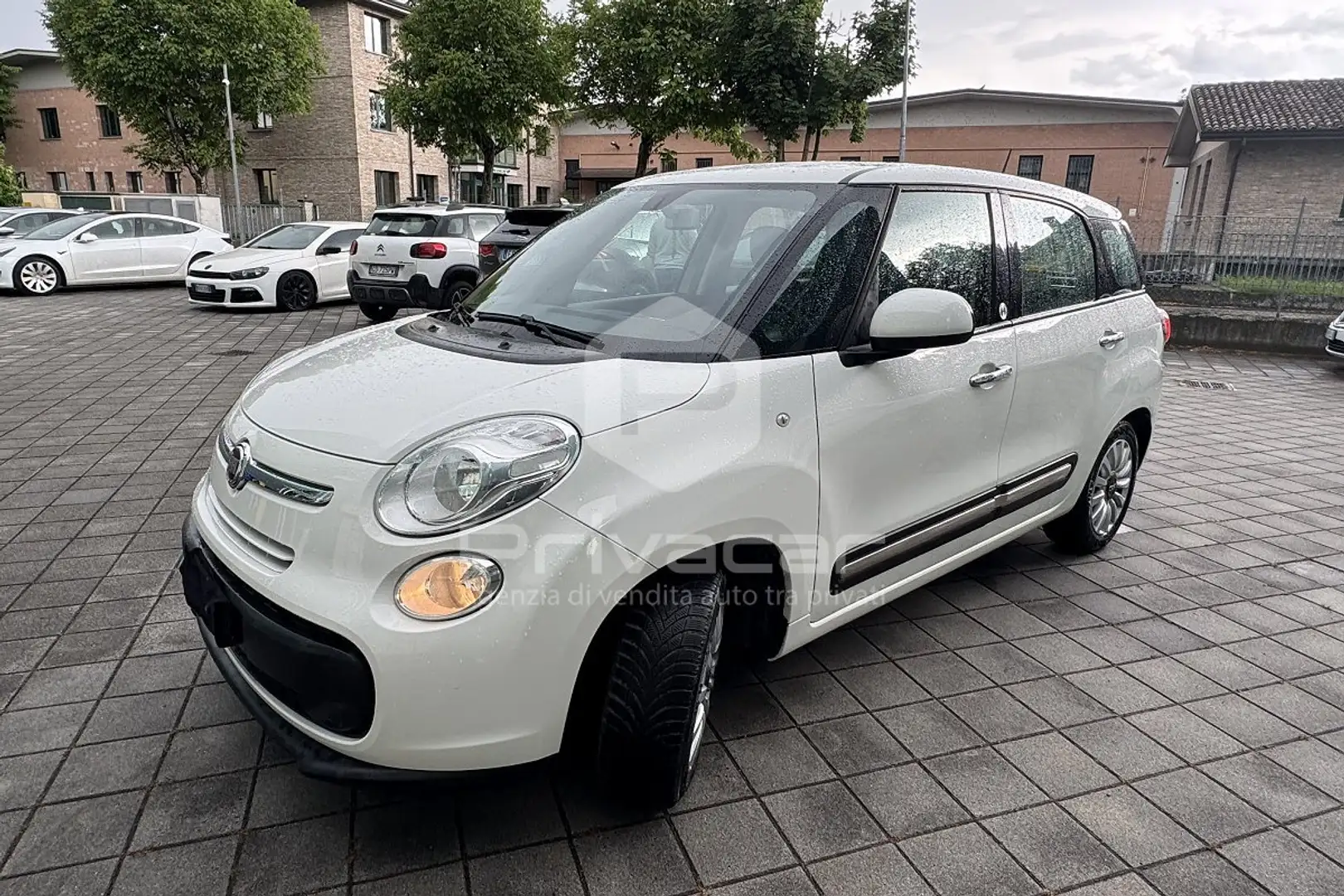 Fiat 500L 500L Living 1.6 Multijet 120 CV Lounge Wit - 1