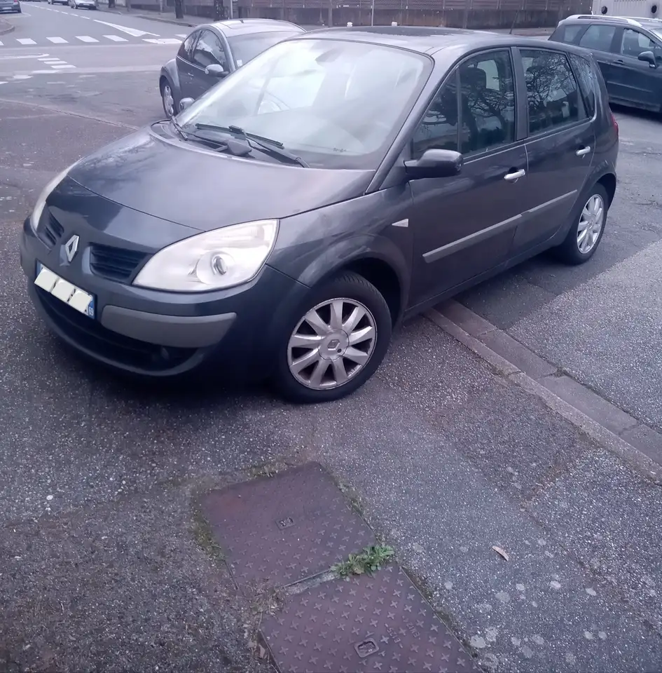 Renault Scenic 1.5 dCi 105 FAP Dynamique