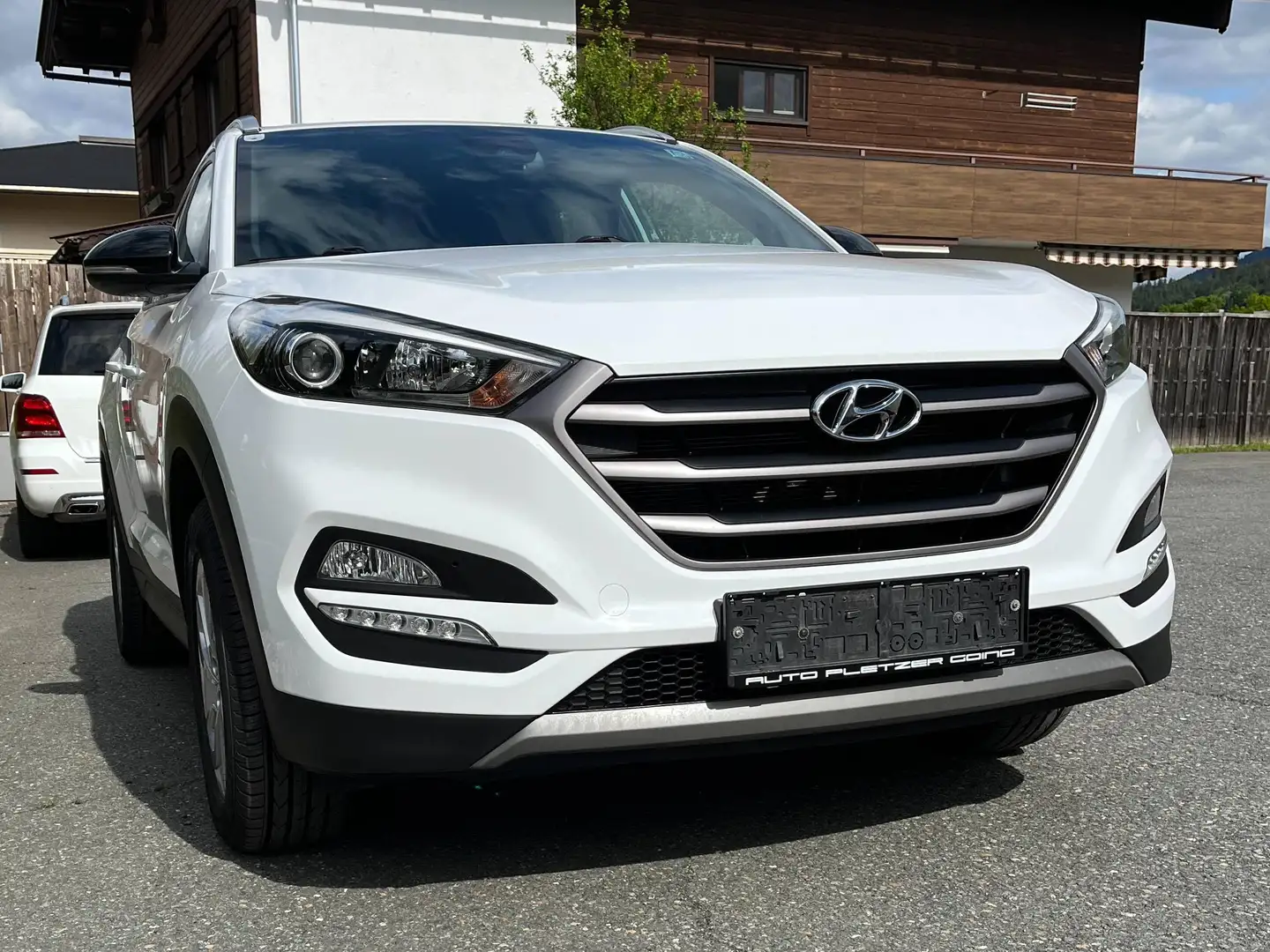 Hyundai TUCSON Tucson 1,6 GDI GO! GO! Weiß - 1
