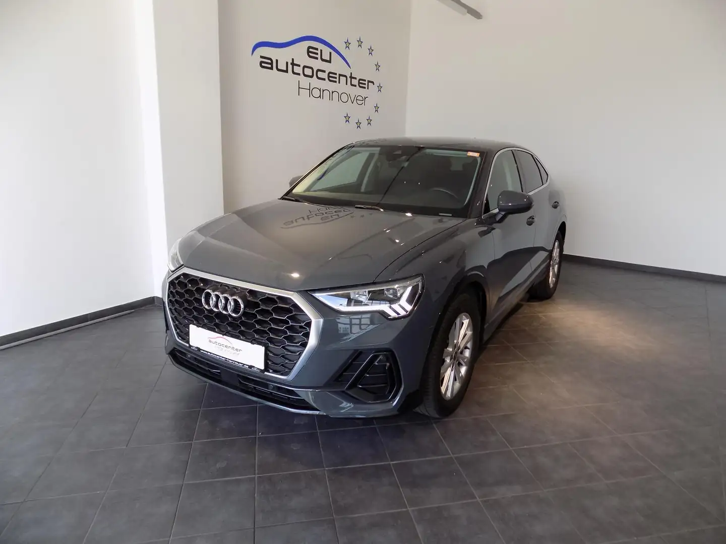Audi Q3 35 TDI Sportback Aut.LED Business-Paket, PDC v+h Gris - 2