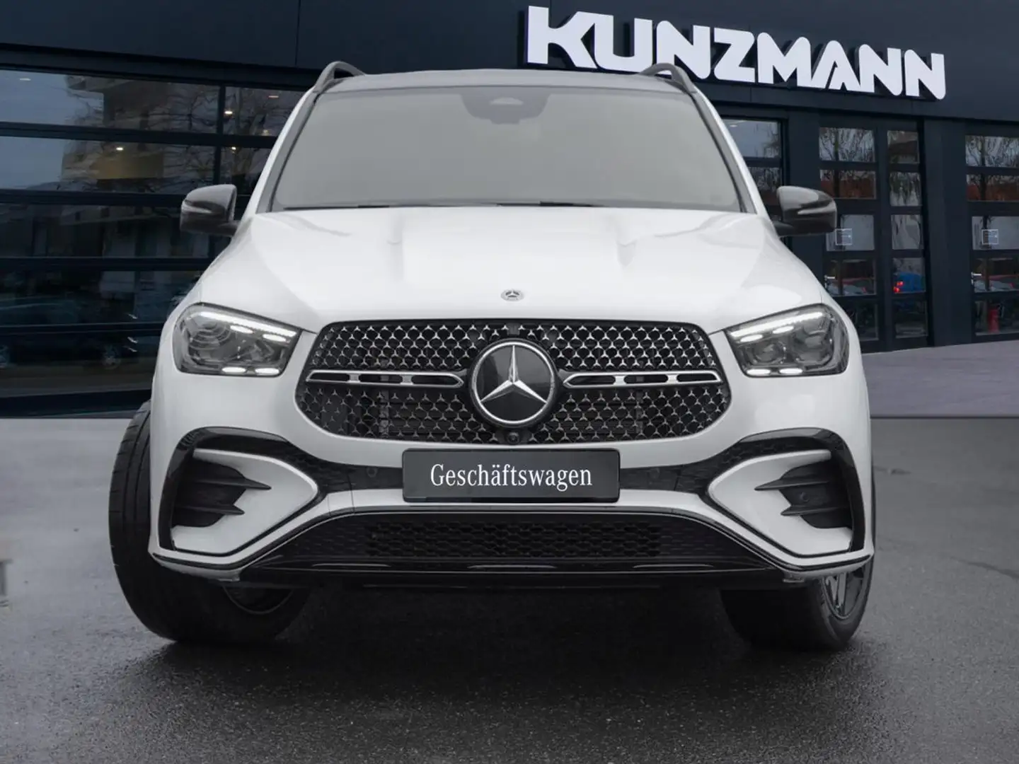Mercedes-Benz GLE 450 d 4MATIC AMG Distronic 360° Panorama HUD Weiß - 2