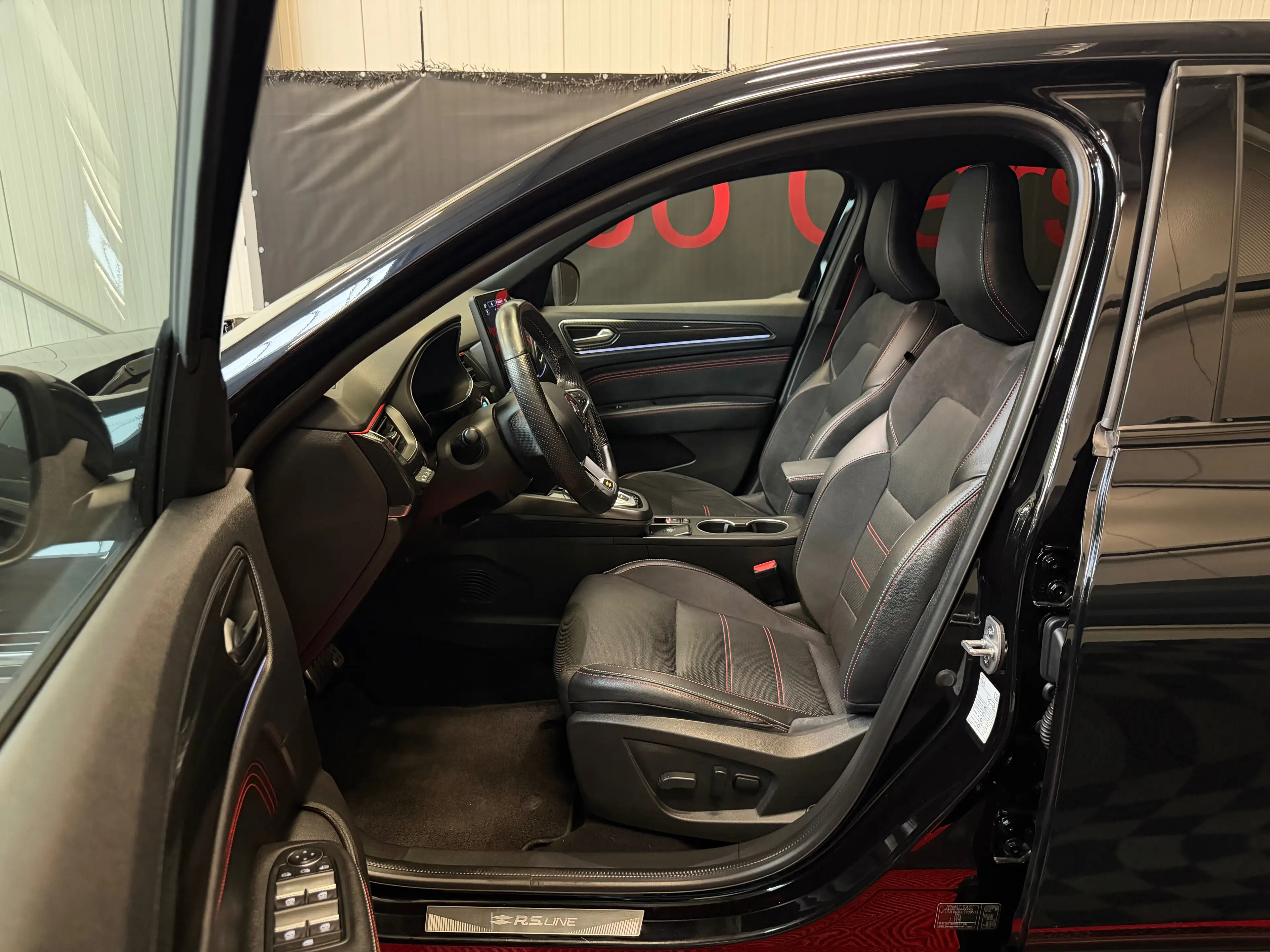 Renault Arkana E-TECH 1.6i R.S.Line/Led/360°/Ambi/Keyless/Carplay/Zv/Sv/Full/ — photo 10