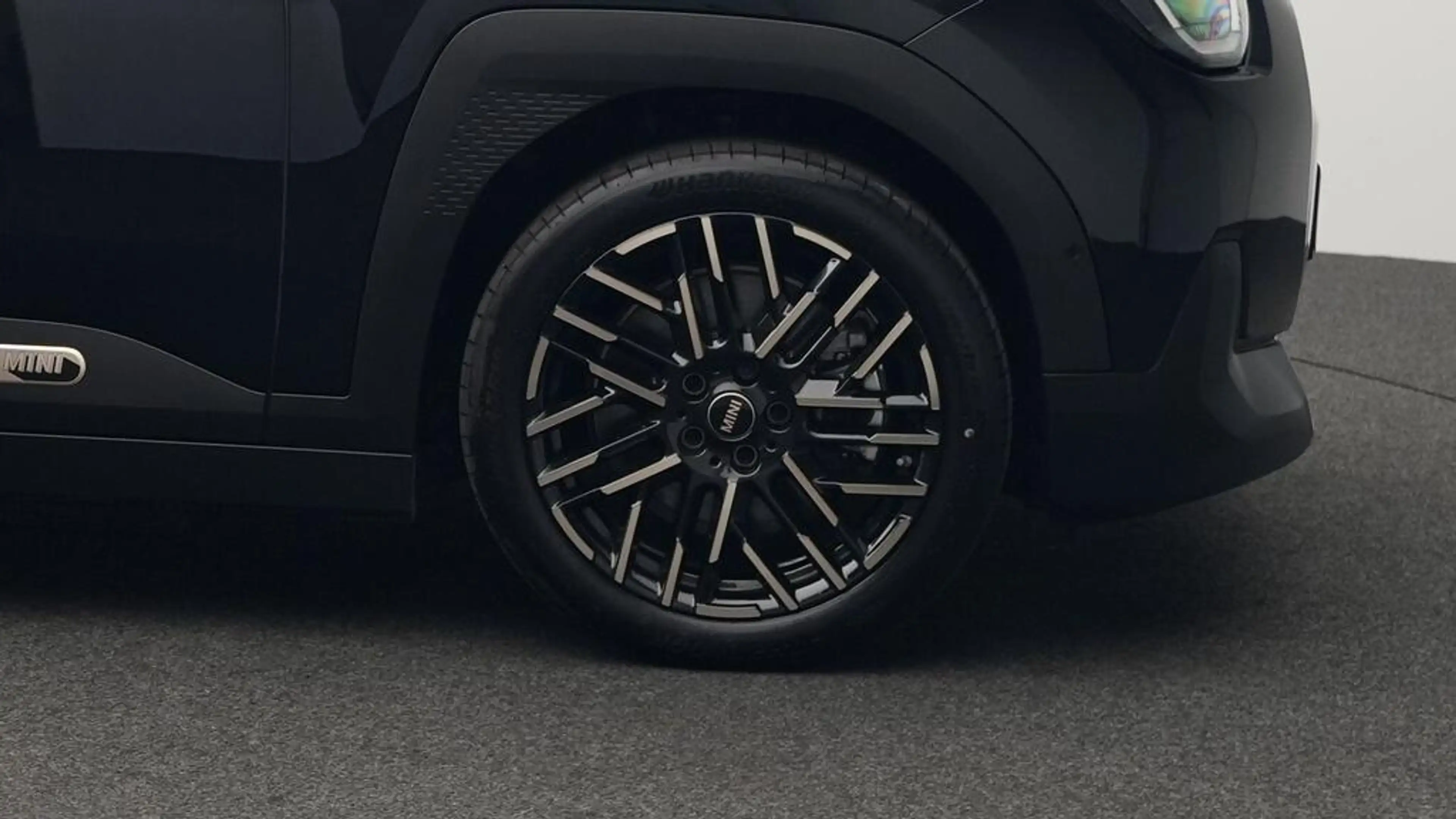 MINI Aceman Favoured Trim — photo 10