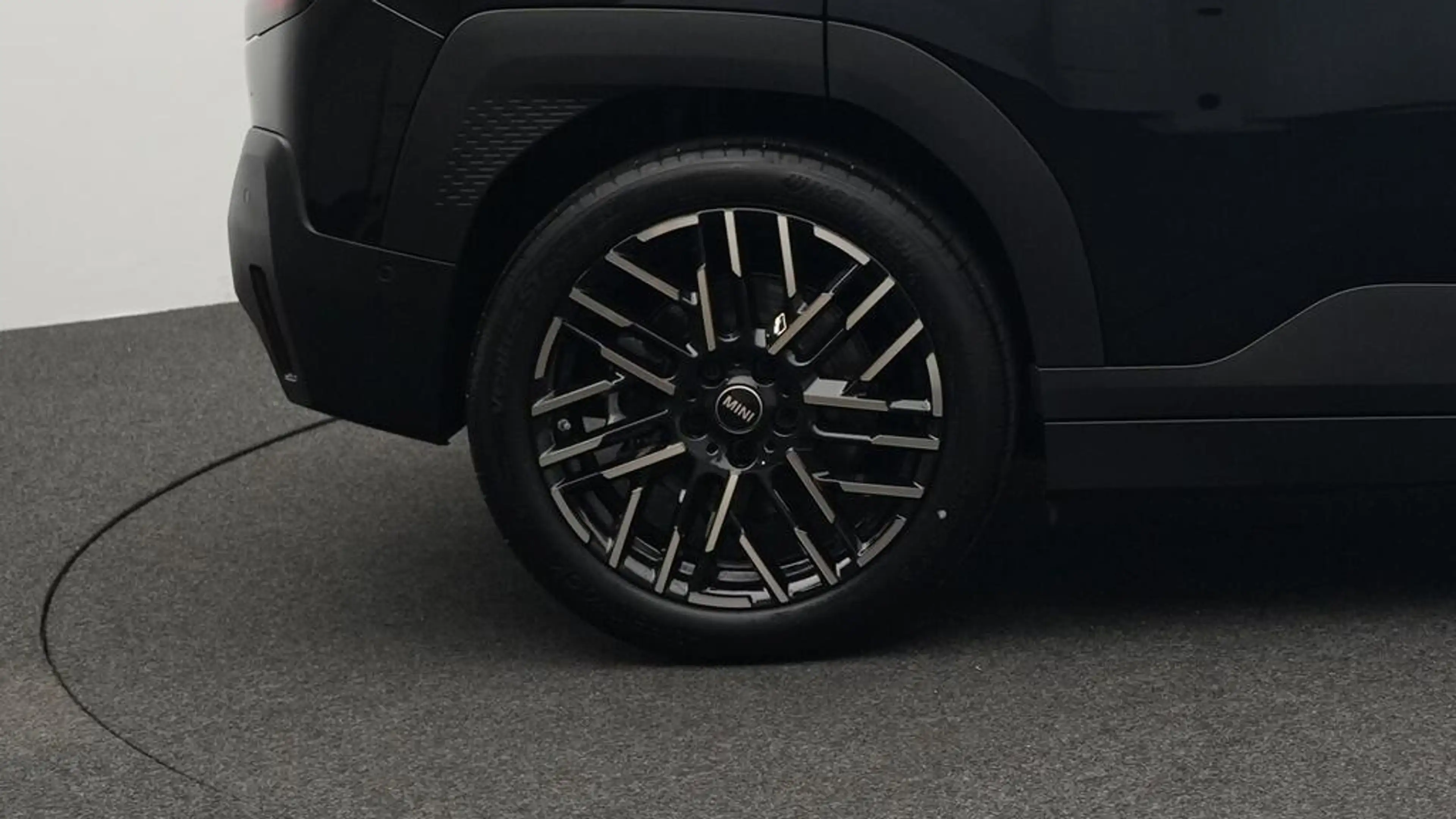 MINI Aceman Favoured Trim — photo 11