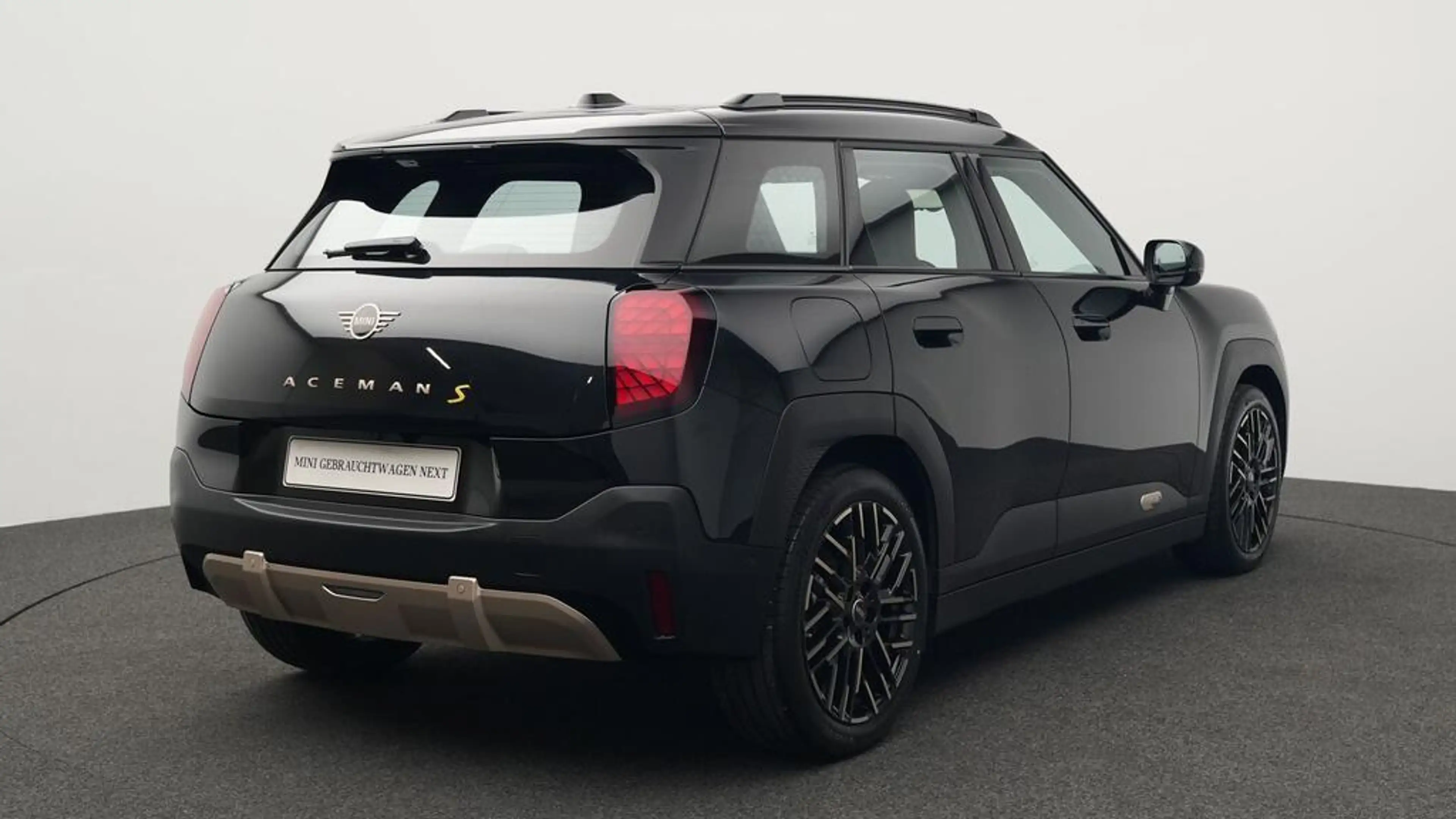 MINI Aceman Favoured Trim — photo 6