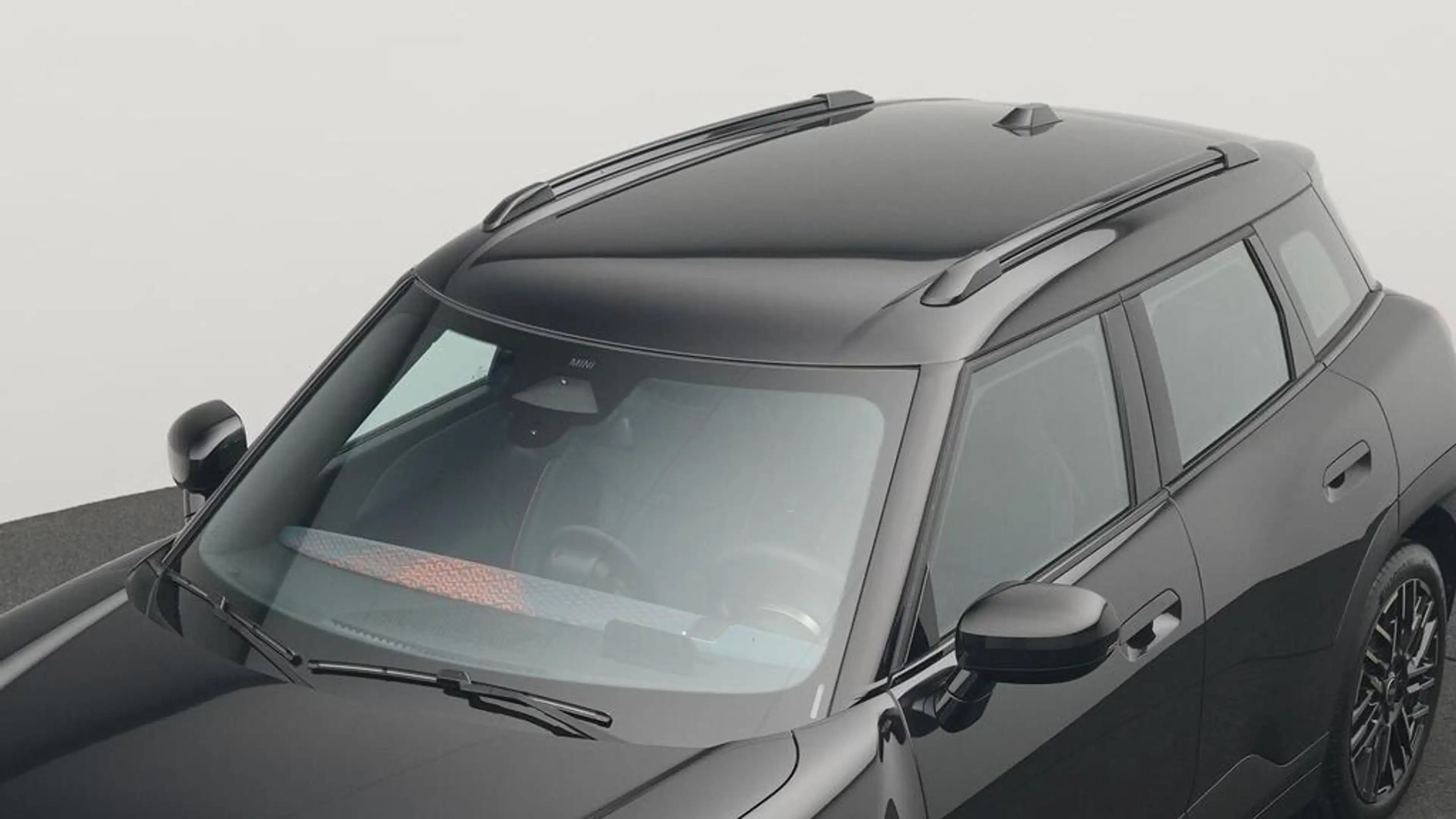 MINI Aceman Favoured Trim — photo 22