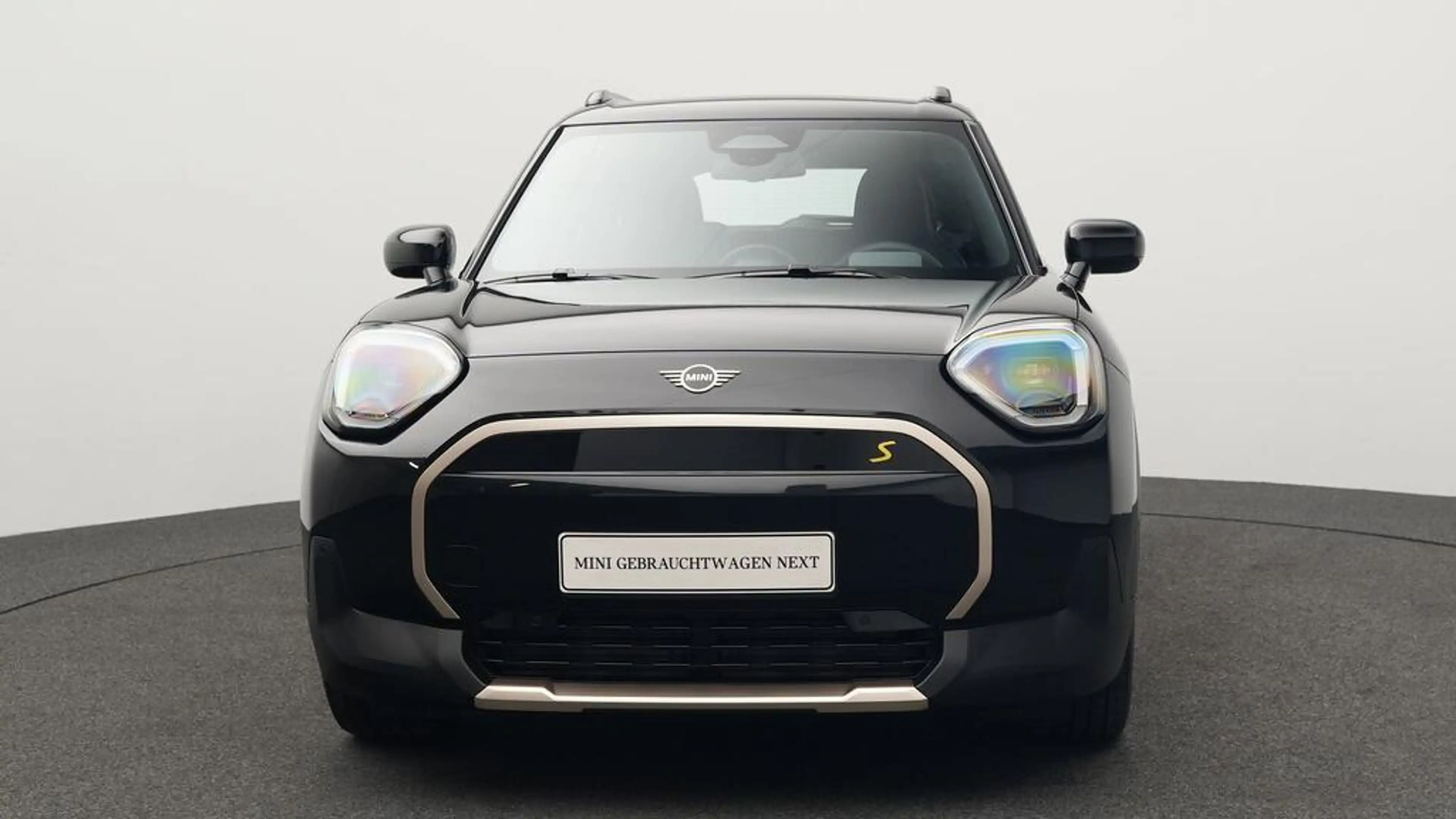 MINI Aceman Favoured Trim — photo 15