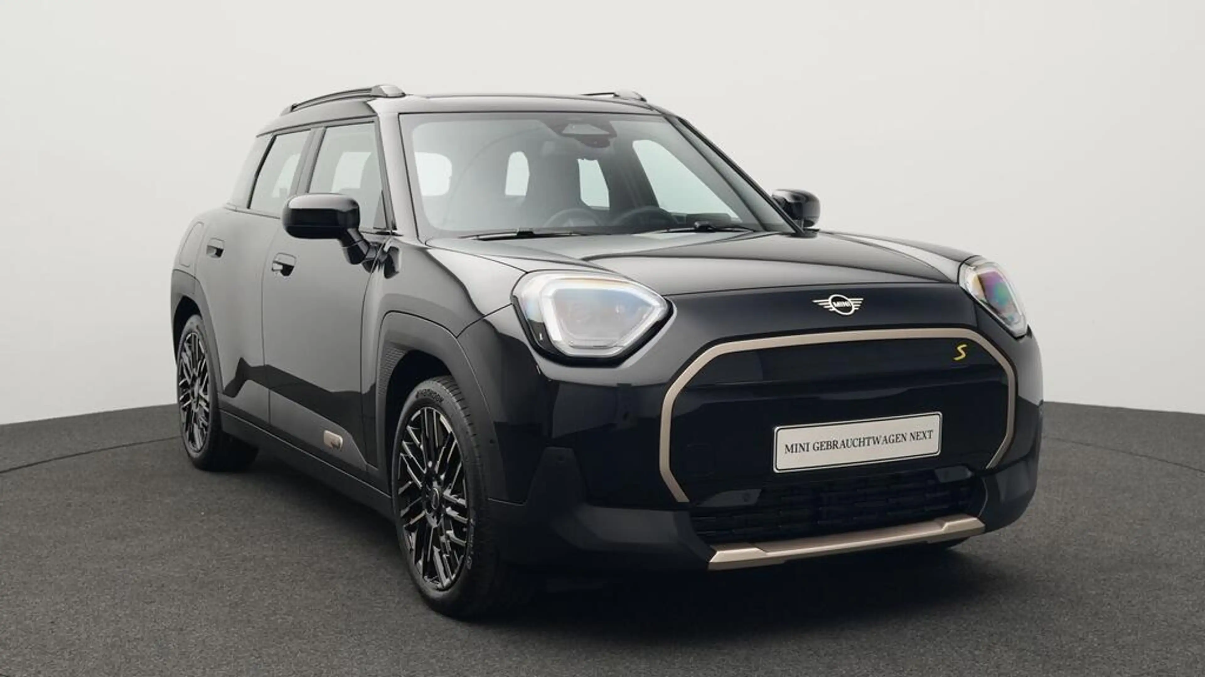 MINI Aceman Favoured Trim — photo 14