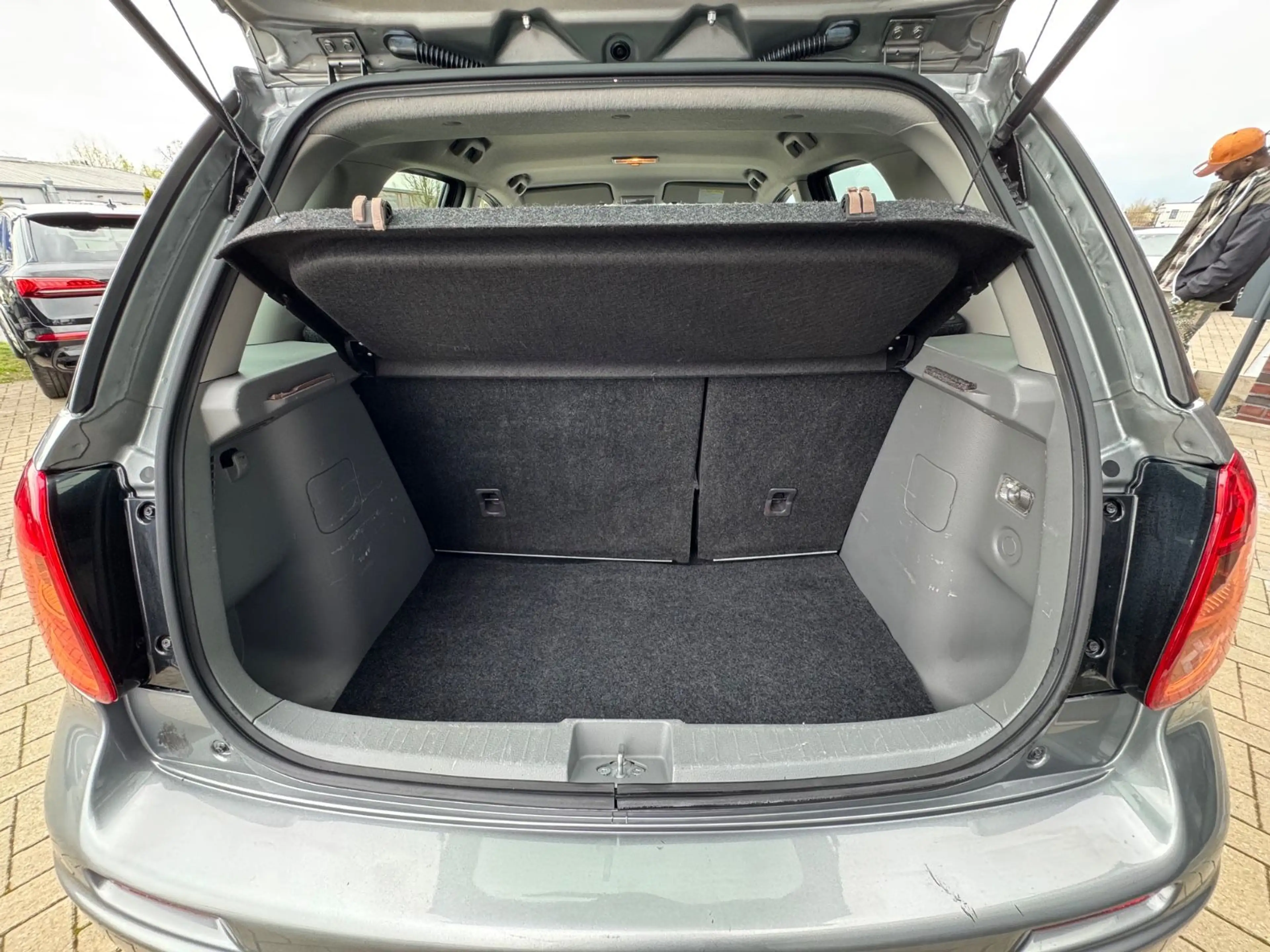 Suzuki SX4 Style *Navi*Klima*2te Hand*Top Zustand* — photo 10