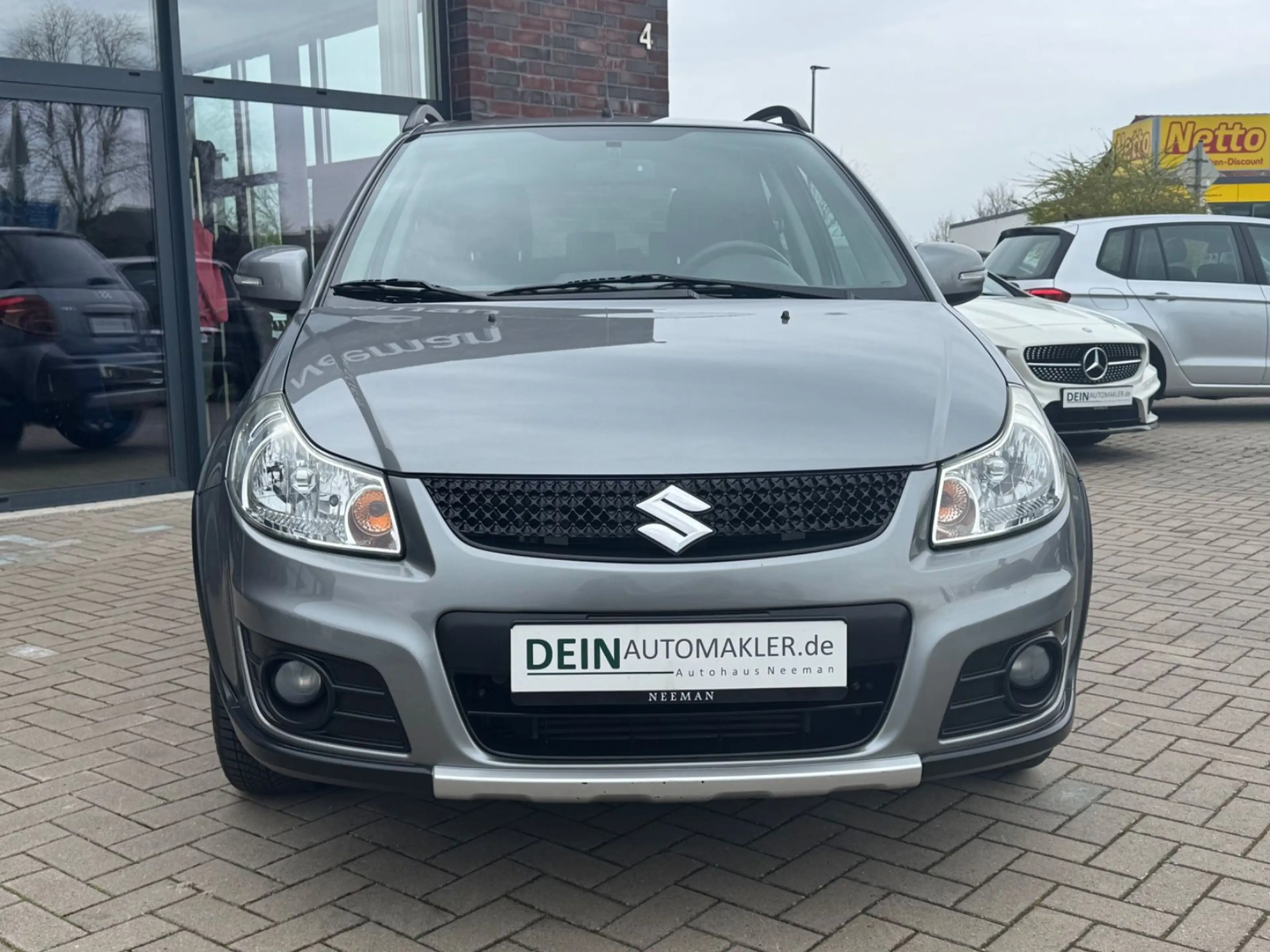 Suzuki SX4 Style *Navi*Klima*2te Hand*Top Zustand* — photo 8