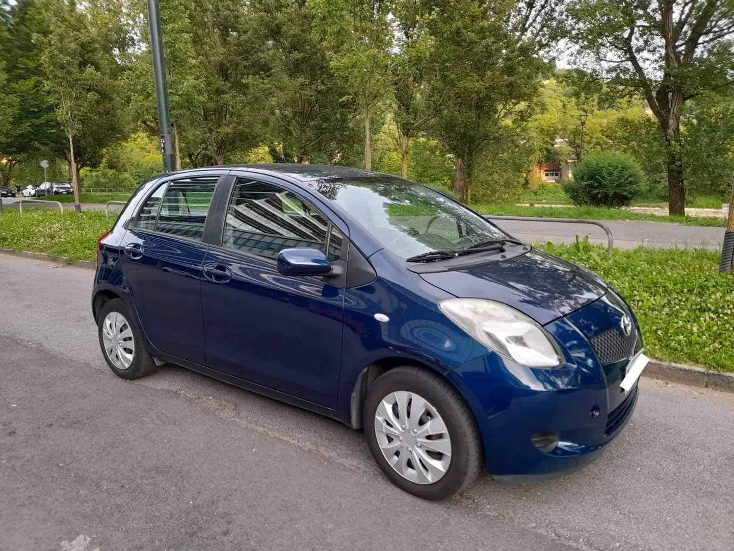 Toyota Yaris Yaris II 2005 5p 1.0 Sol Blu/Azzurro - 2