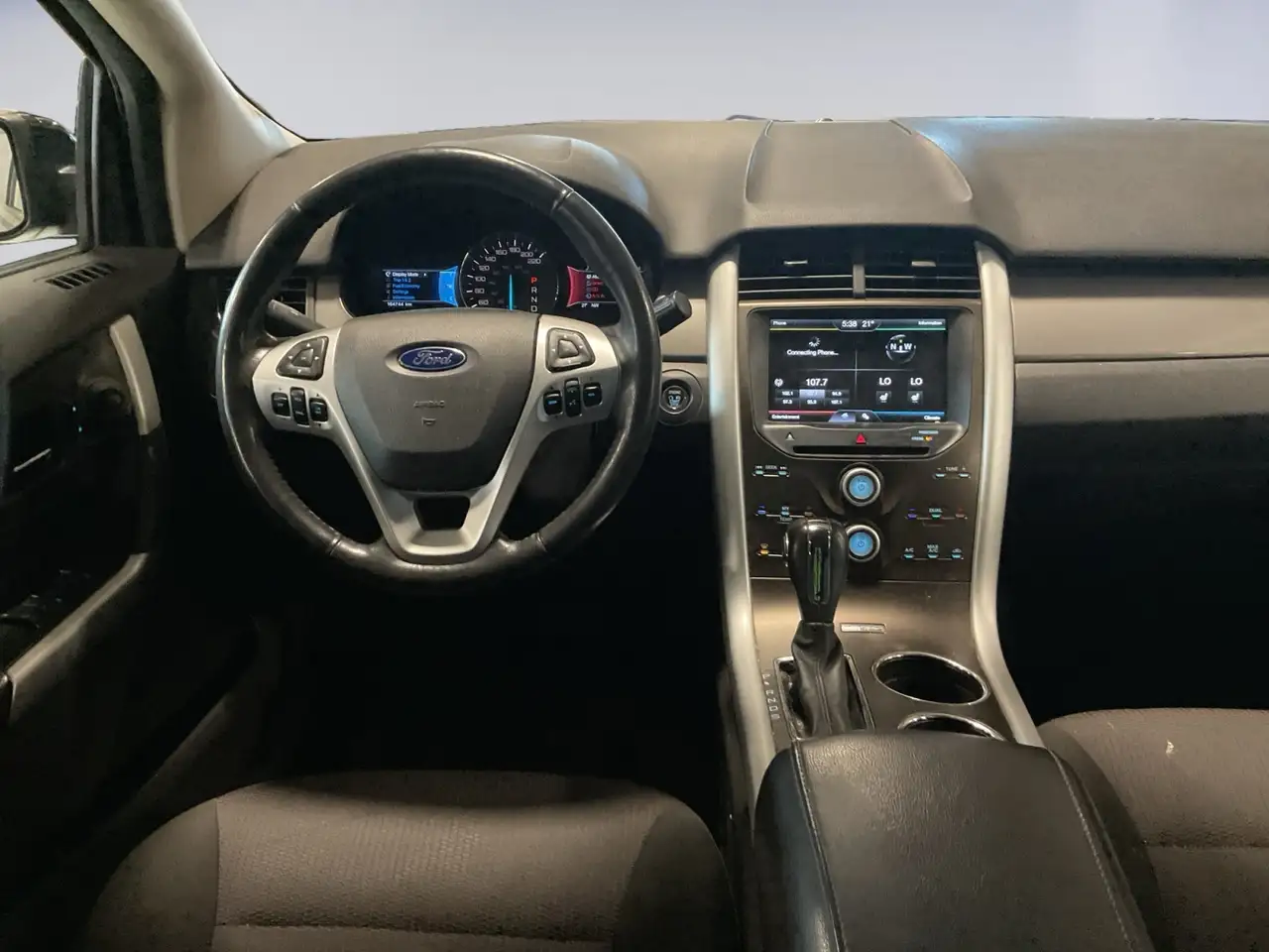 Ford Edge снимка Ford Edge