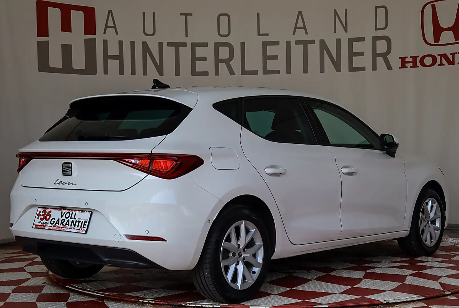 SEAT Leon TSI Style / ACC / LED / WINTER-PAKET Weiß - 2