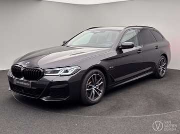 e Touring/ HUD/ LASER/ ADAPTIVE CC/ KEYLESS