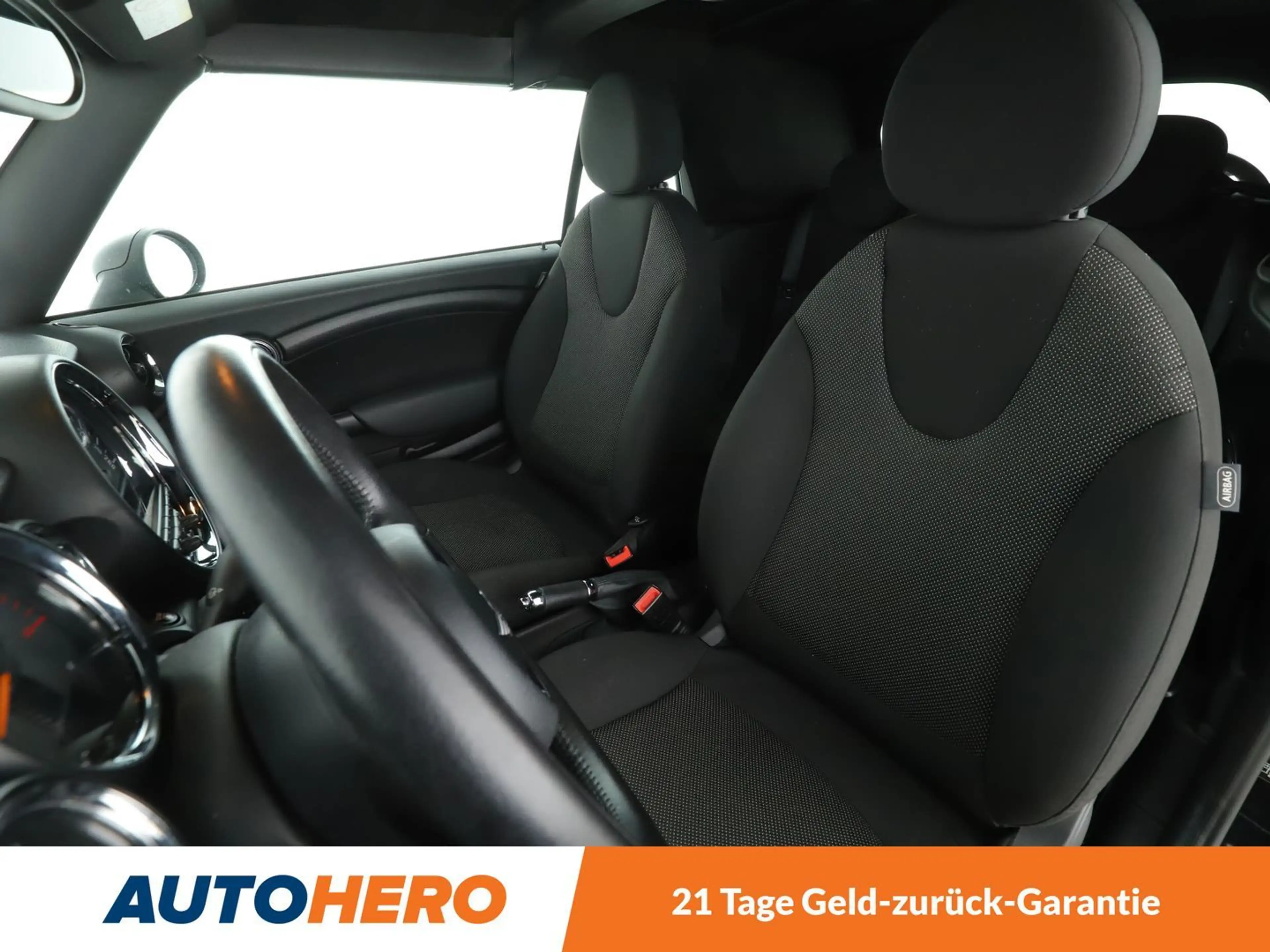 MINI One Cabrio One*PDC*SHZ*KLIMA* — photo 10