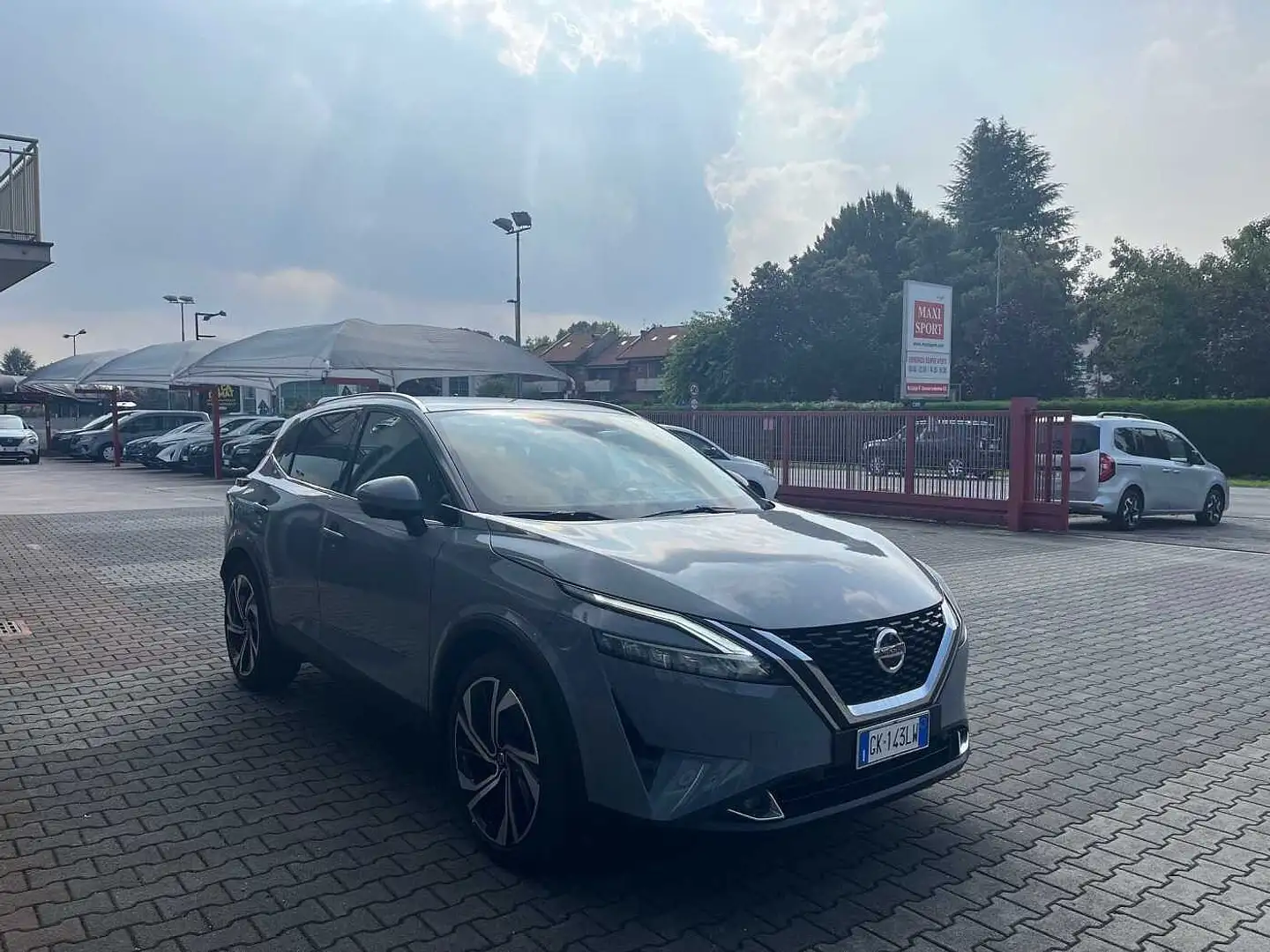 Nissan Qashqai 3ª serie AUTOCARRO + IVA MHEV 158 CV Tekna+ Grigio - 2