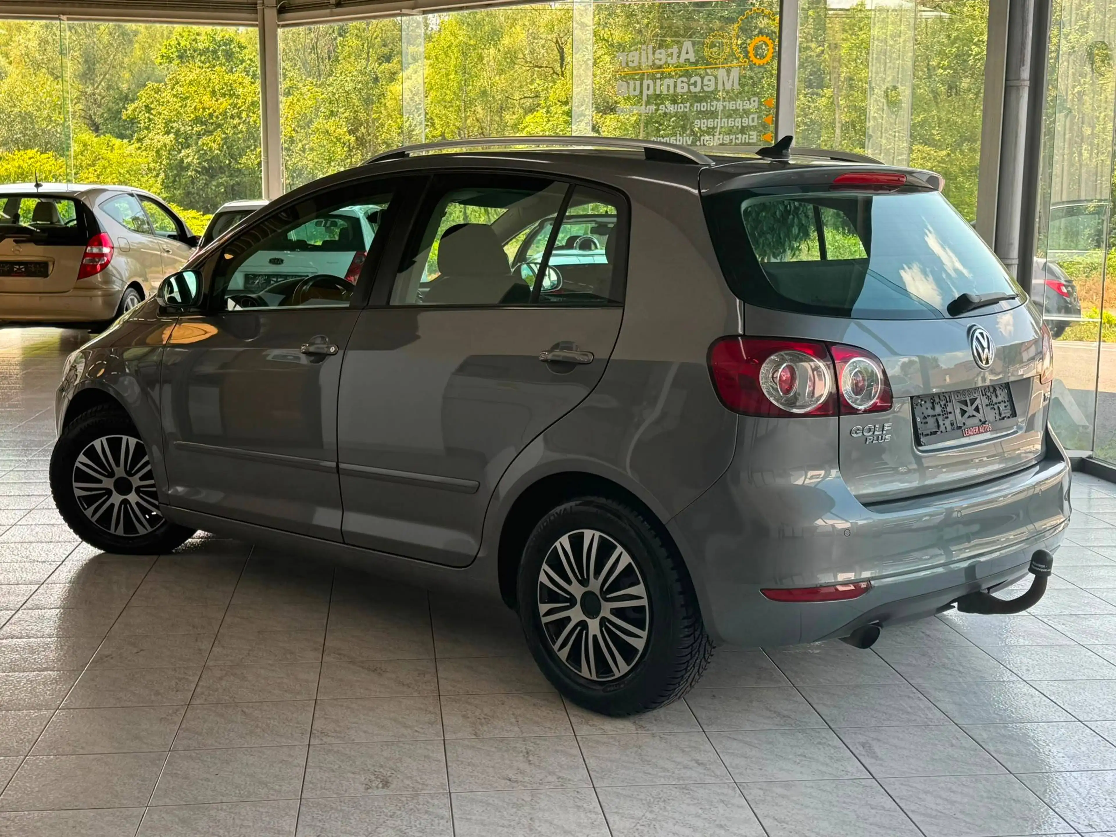 Volkswagen Golf Plus 🟩1.2i 105CV - AUTOMATIQUE - GPS - HIGHLINE — photo 3