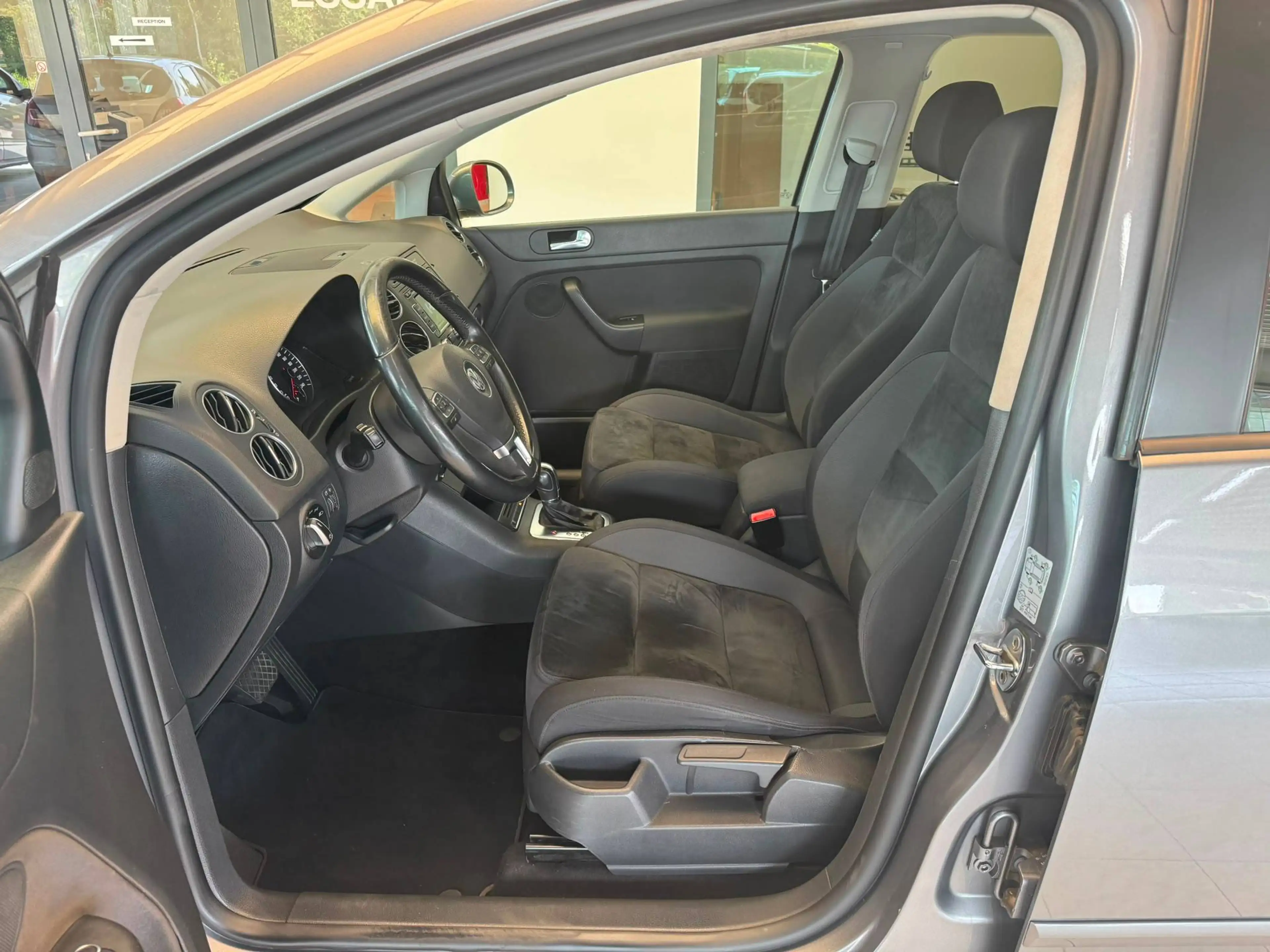 Volkswagen Golf Plus 🟩1.2i 105CV - AUTOMATIQUE - GPS - HIGHLINE — photo 5