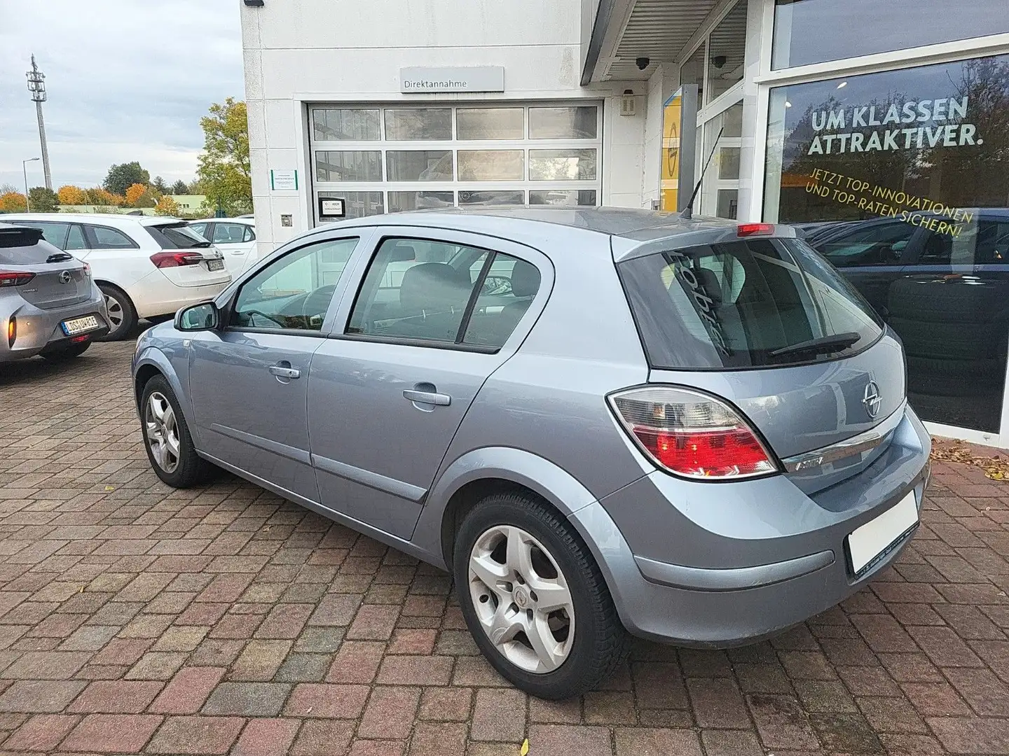 Opel Astra H 1.6 Lim. Edition **AU/HU NEU** 2-Hand Plateado - 2
