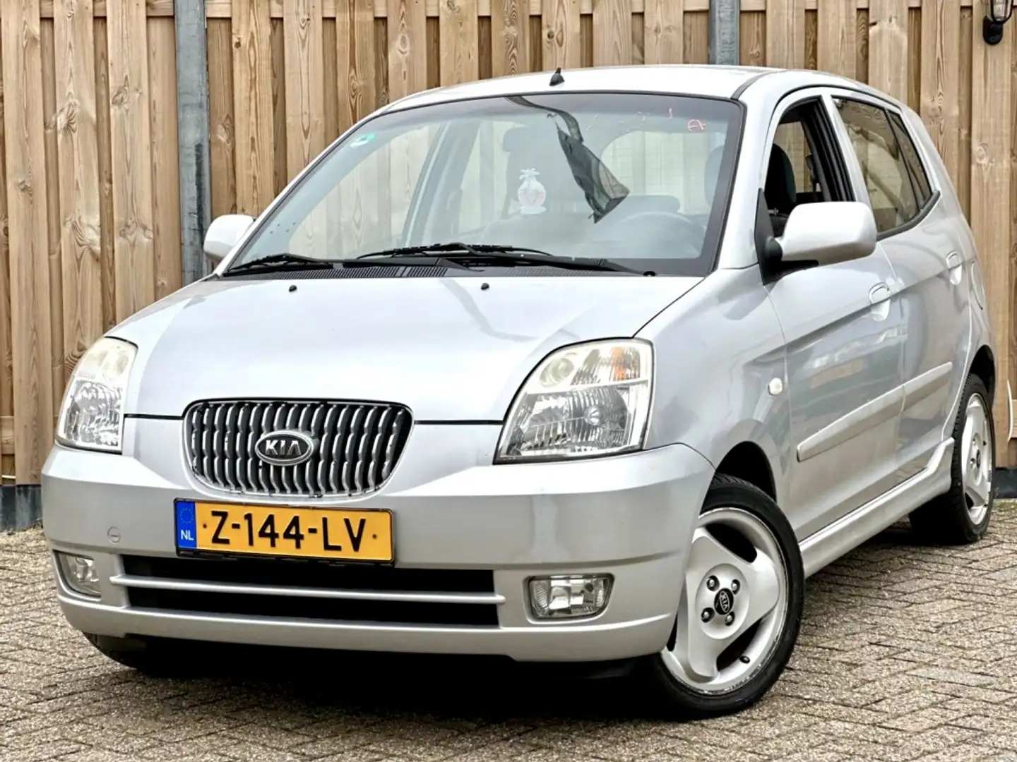 Kia Picanto 1.1 EX |Stuurbkr |Airco |Stoelverw |Nwe APK Gris - 1