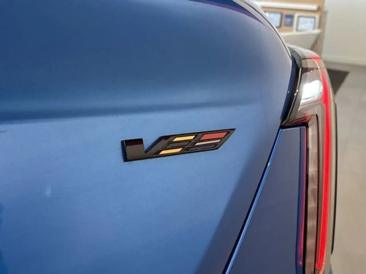 Cadillac CT4-V снимка Cadillac CT4-V