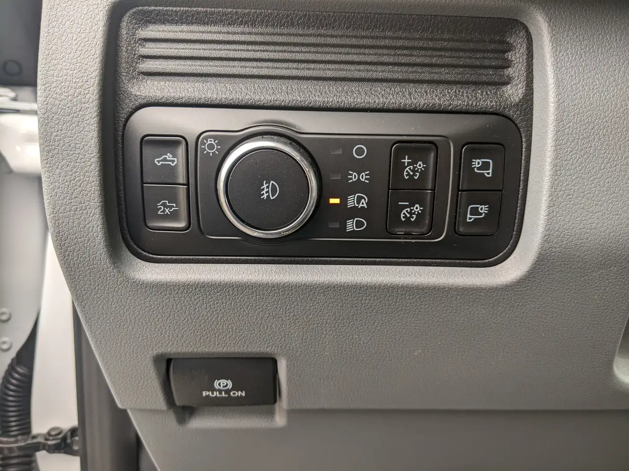 Ford F 350 снимка Ford F 350