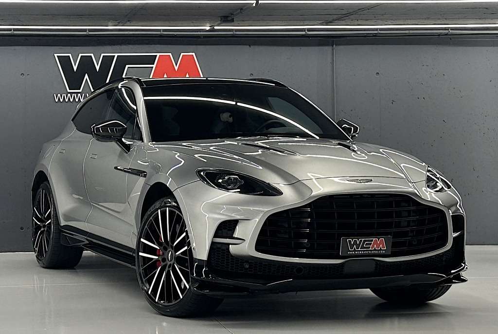 Aston Martin DBX 707 - foto 1