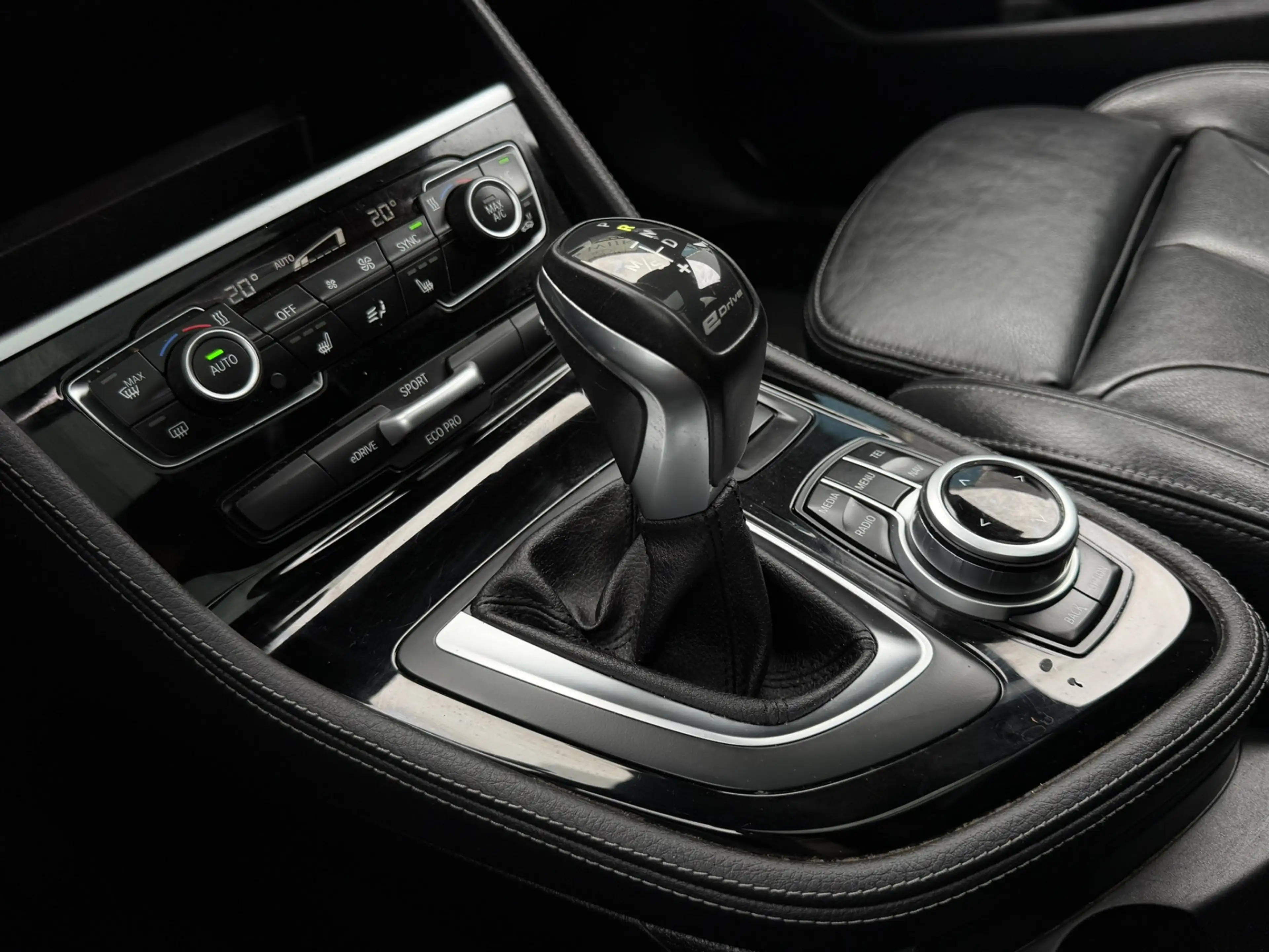 BMW 225 2-serie Active Tourer 225xe iPerformance High Exec — photo 13