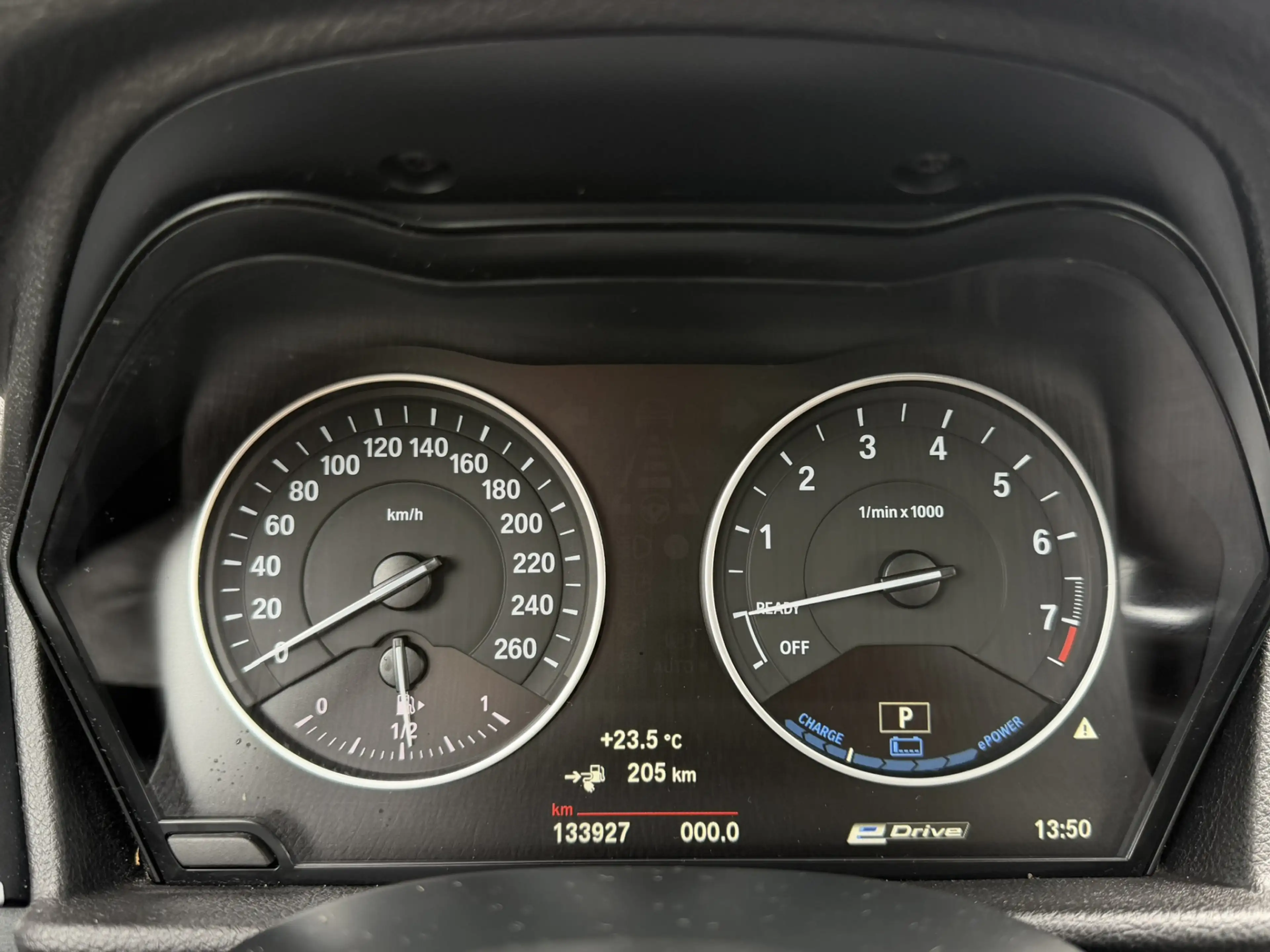 BMW 225 2-serie Active Tourer 225xe iPerformance High Exec — photo 8
