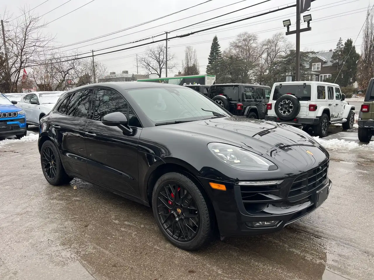 Porsche Macan снимка Porsche Macan
