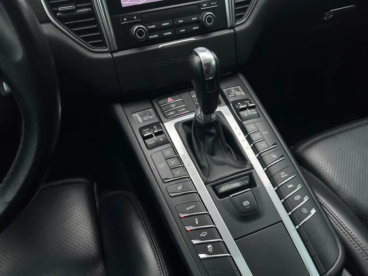 Porsche Macan снимка Porsche Macan