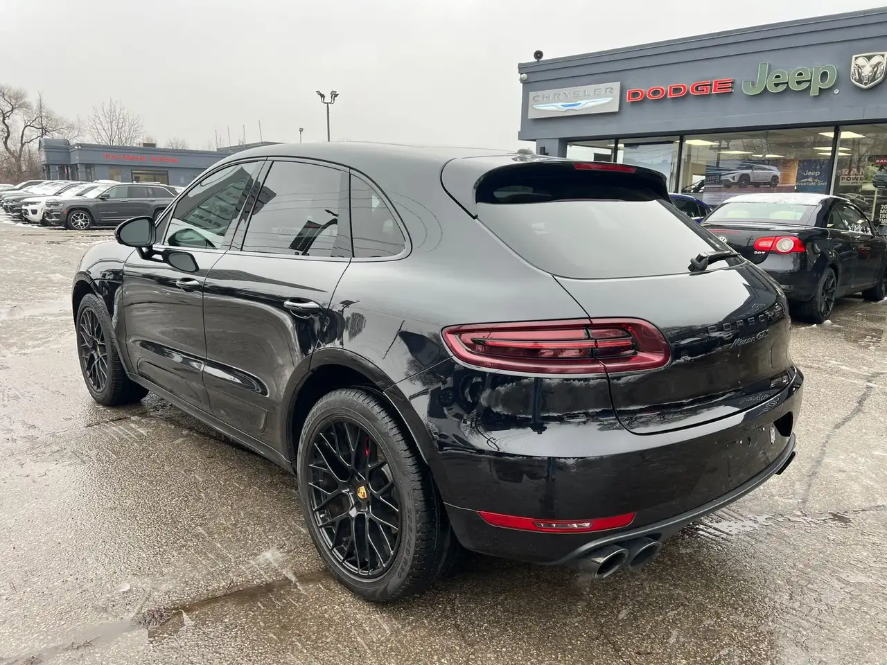 Porsche Macan снимка Porsche Macan