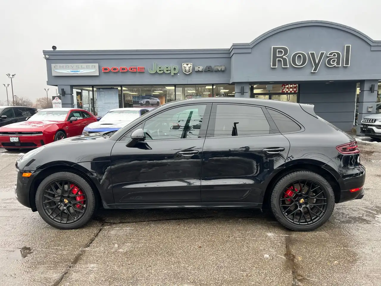 Porsche Macan снимка Porsche Macan