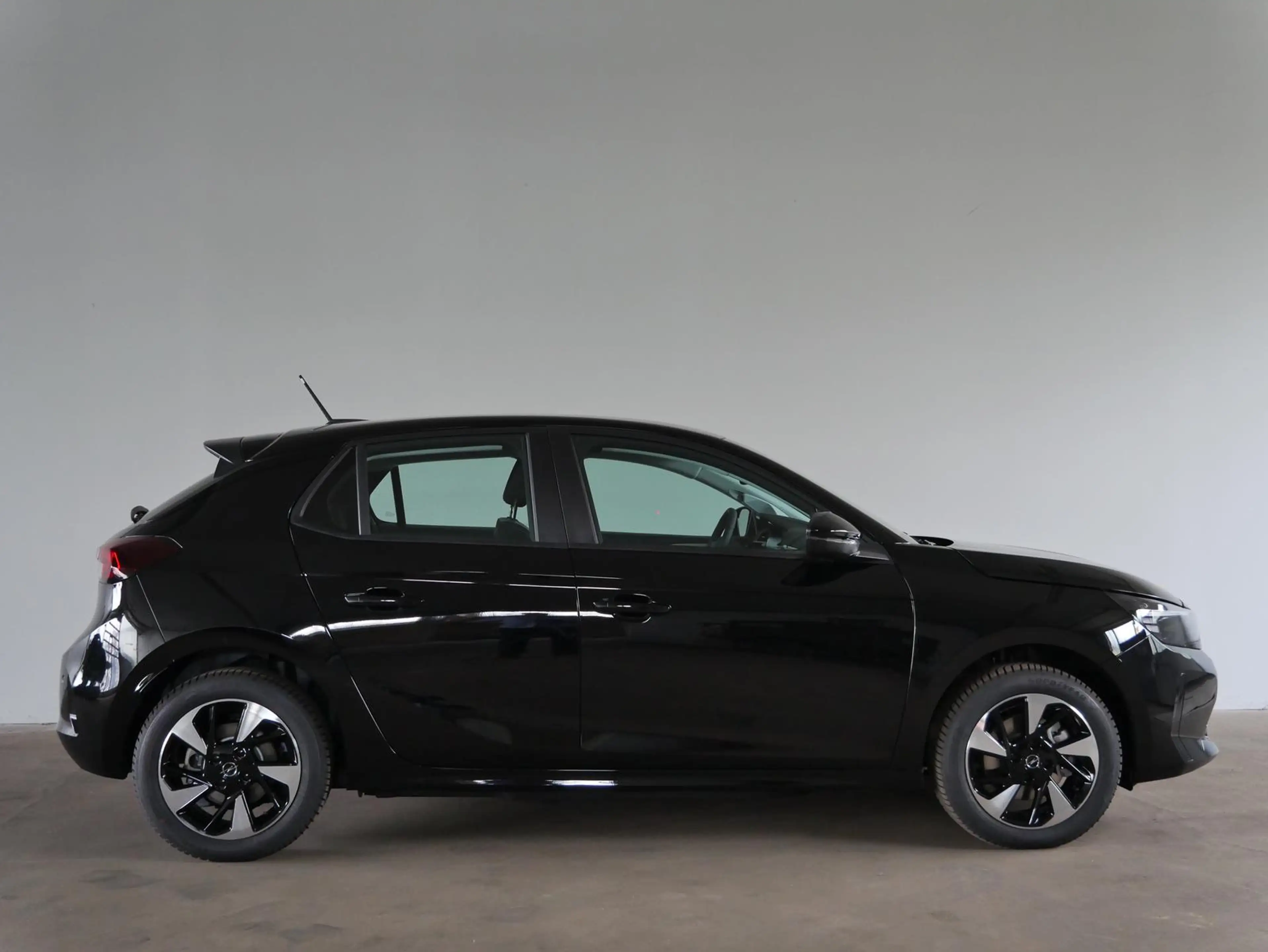 Opel Corsa-e Corsa Electric Edition | Wärmepumpe | 3 Phasen | — photo 4