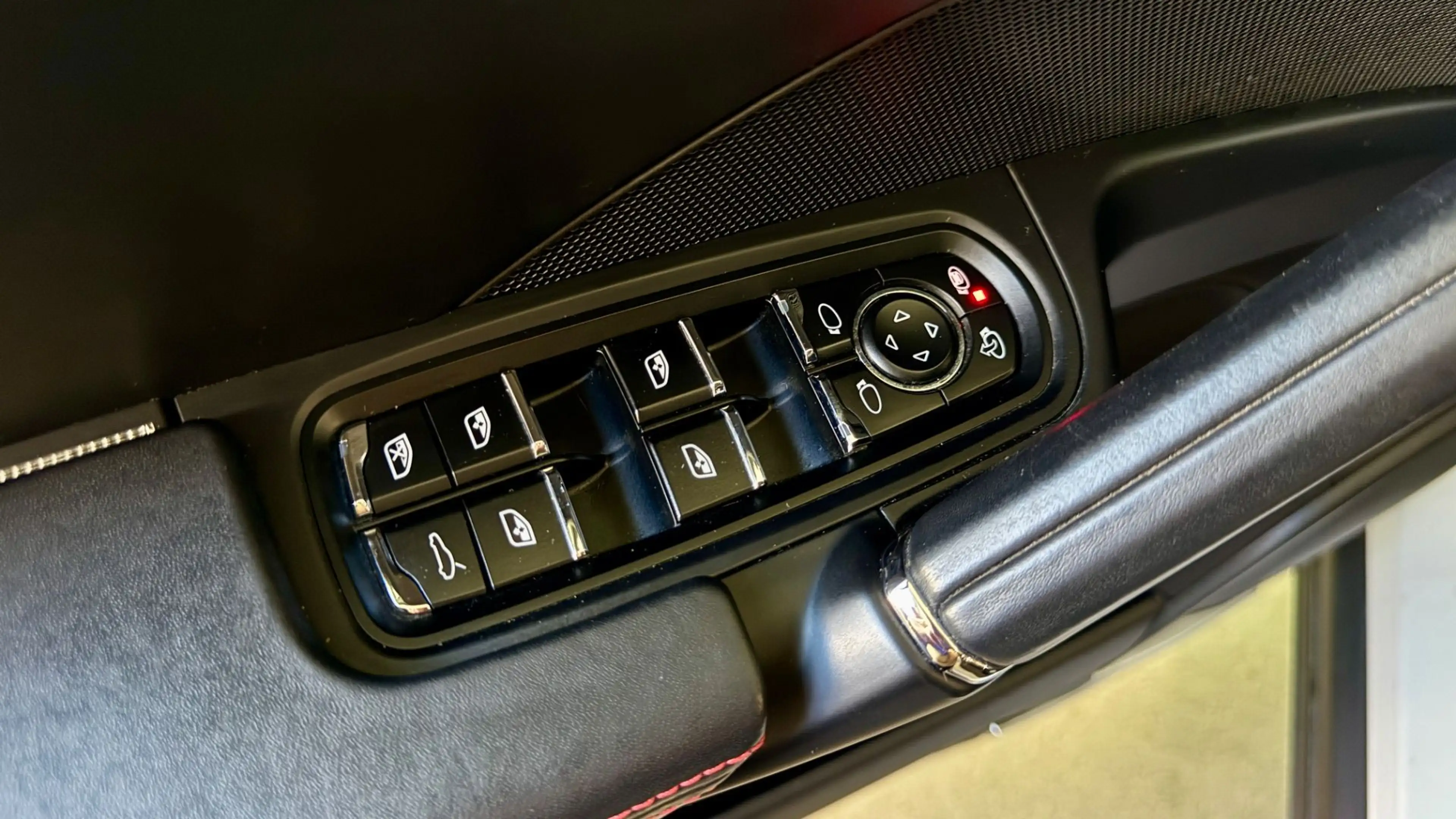 Porsche Cayenne II S *TOP-Ausstattung +Servicegepflegt PHEV Hybri — photo 12