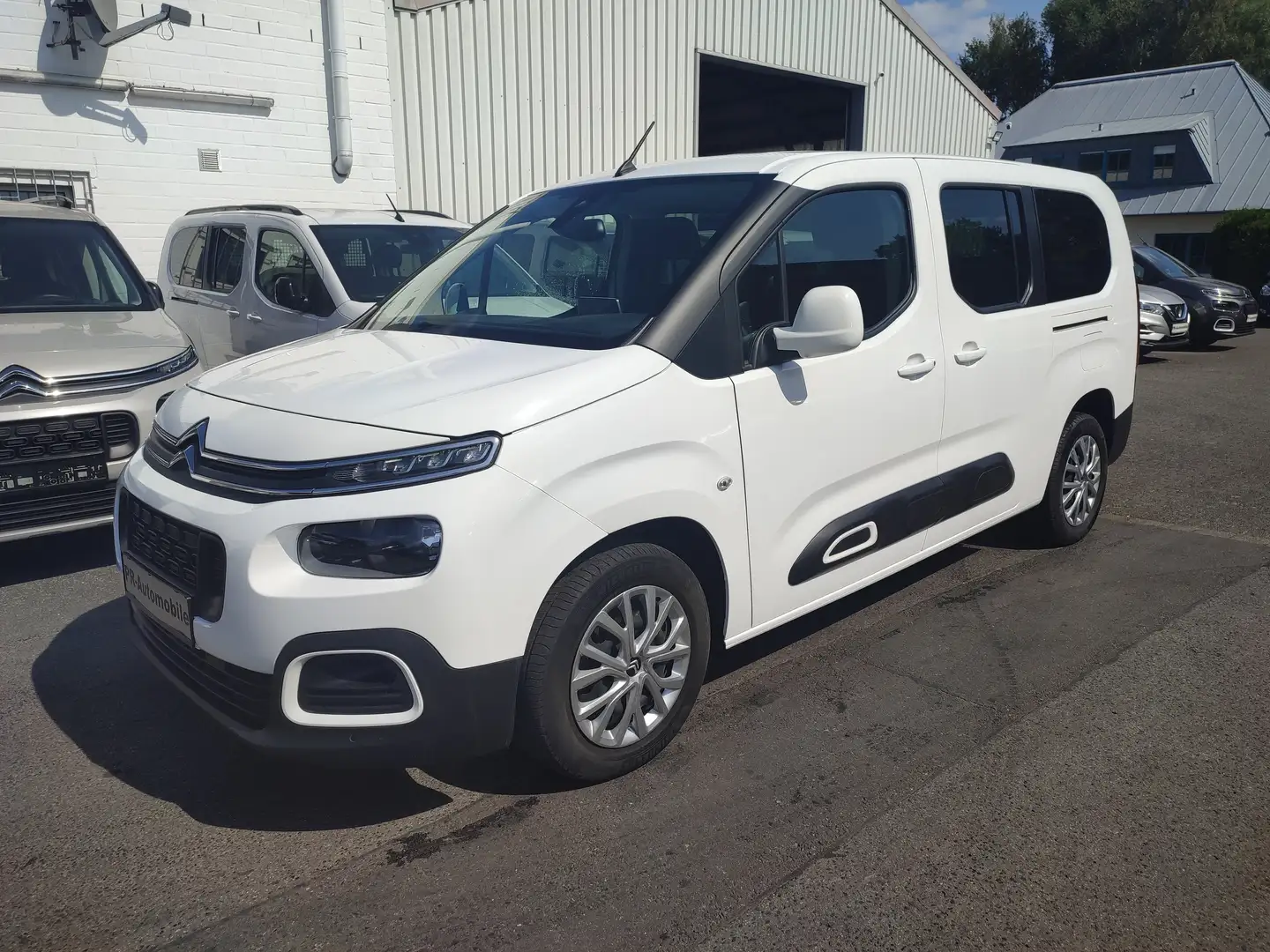 Citroen Berlingo PureTech 130 XL EAT8 Klimaaut/PDC+Cam Weiß - 1