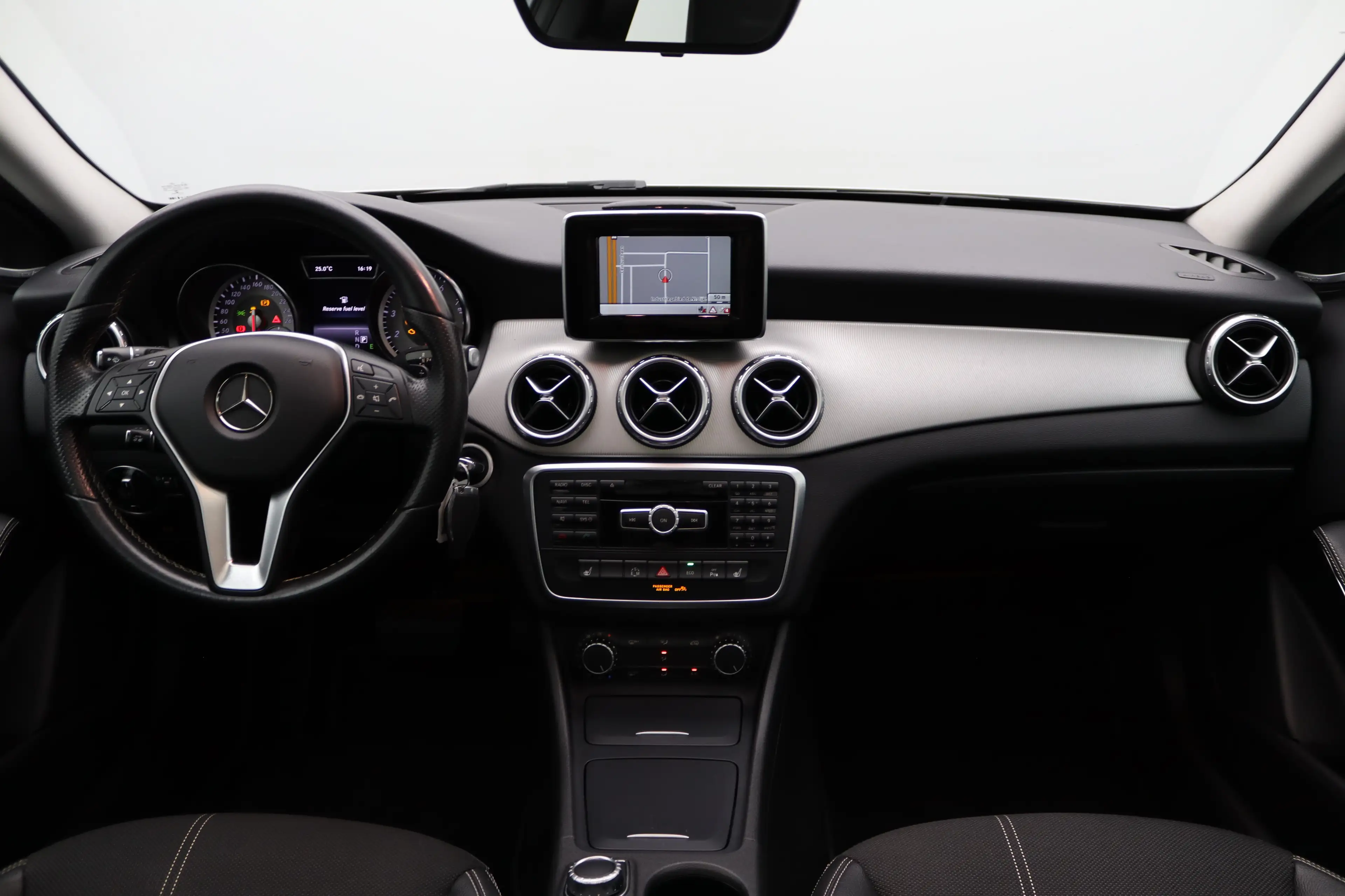 Mercedes-Benz GLA 200 Ambition Comfort | Airco | Bandenspanningscontrole — photo 12