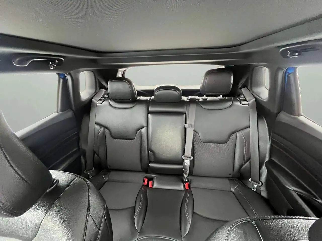 Jeep Compass снимка Jeep Compass