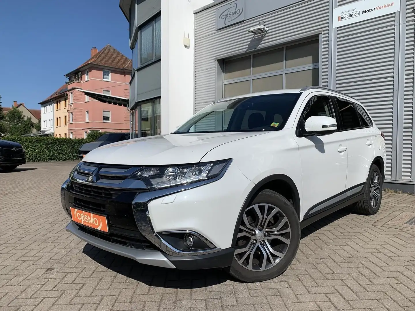 Mitsubishi Outlander Edition 100+ 4WD AHK+Voll-LED+Sitzhz Weiß - 1
