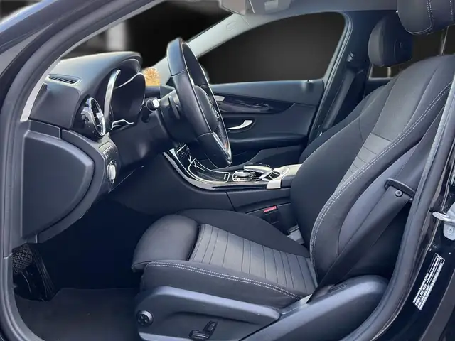 Mercedes-Benz C-Class view 12