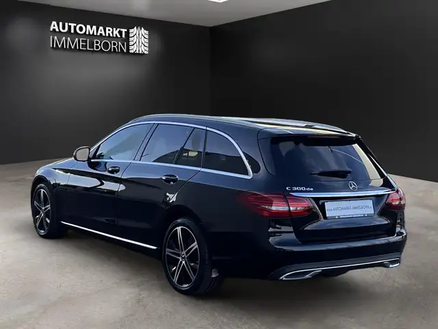 Mercedes-Benz C-Class view 6