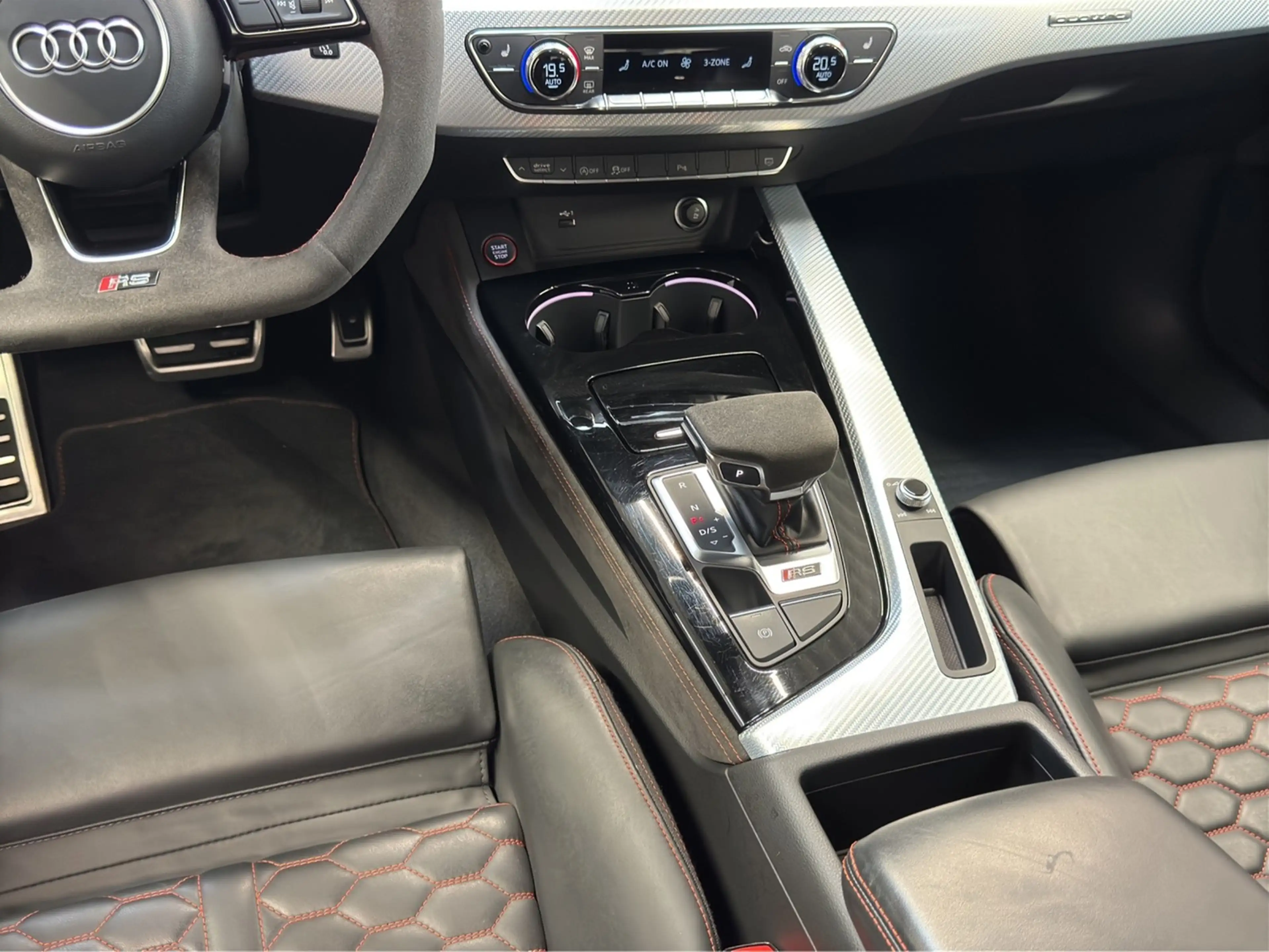 Audi RS4 RS 4 Avant 2.9 TFSI quattro Black competition p... — photo 15