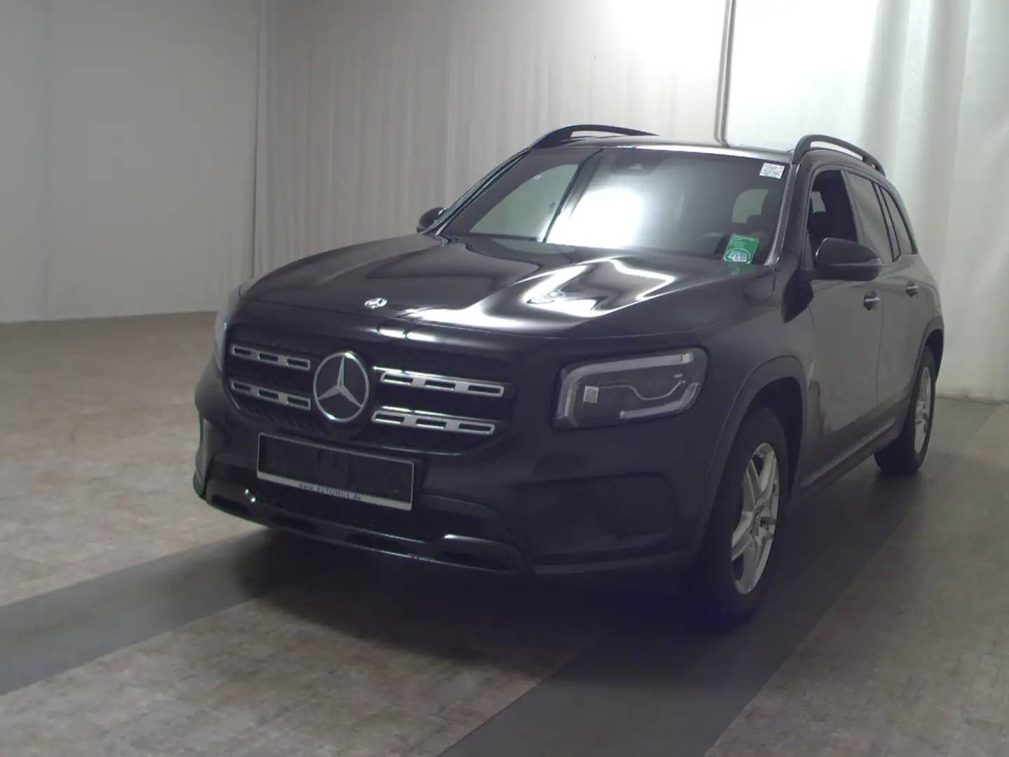 Mercedes-Benz GLB 200 d Progressive Navi Pano MB-LED Sound AHK Black - 2