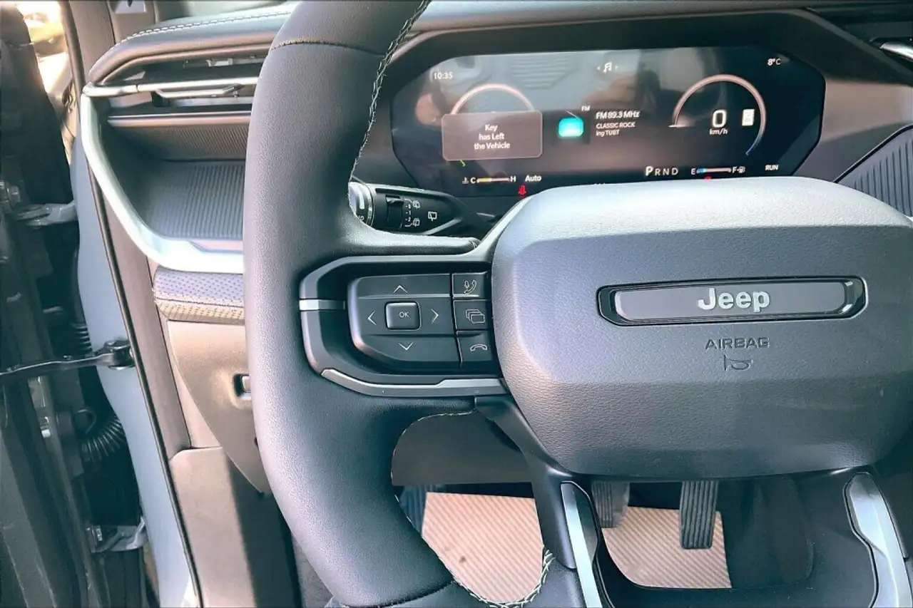 Jeep Cherokee снимка Jeep Cherokee