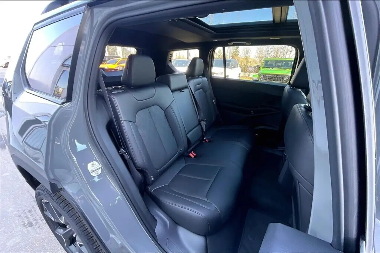Jeep Cherokee снимка Jeep Cherokee