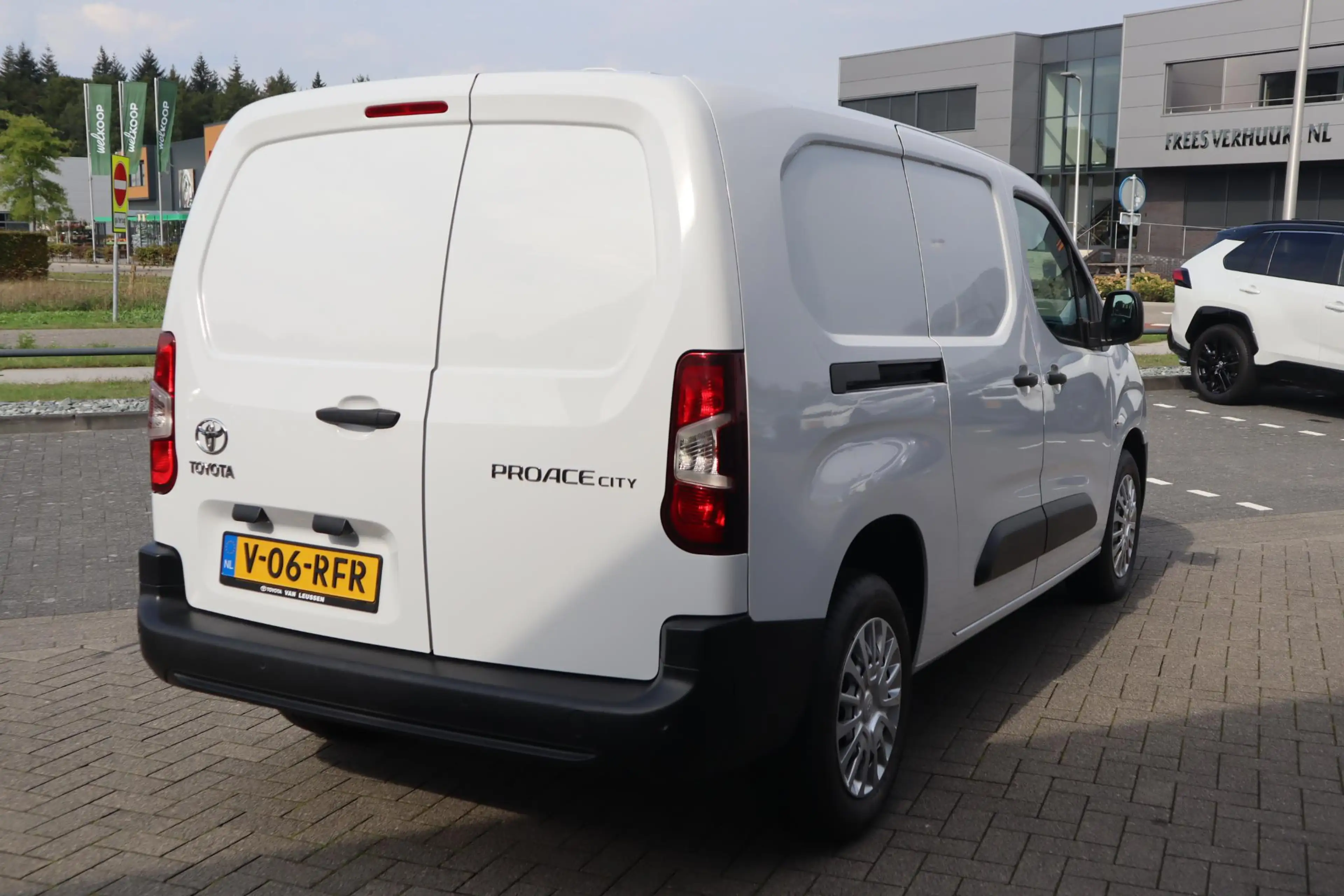 Toyota Proace City 1.5 D-4D COOL L2 3-PERS AIRCO CRUISE BETIMMERD P-S — photo 7